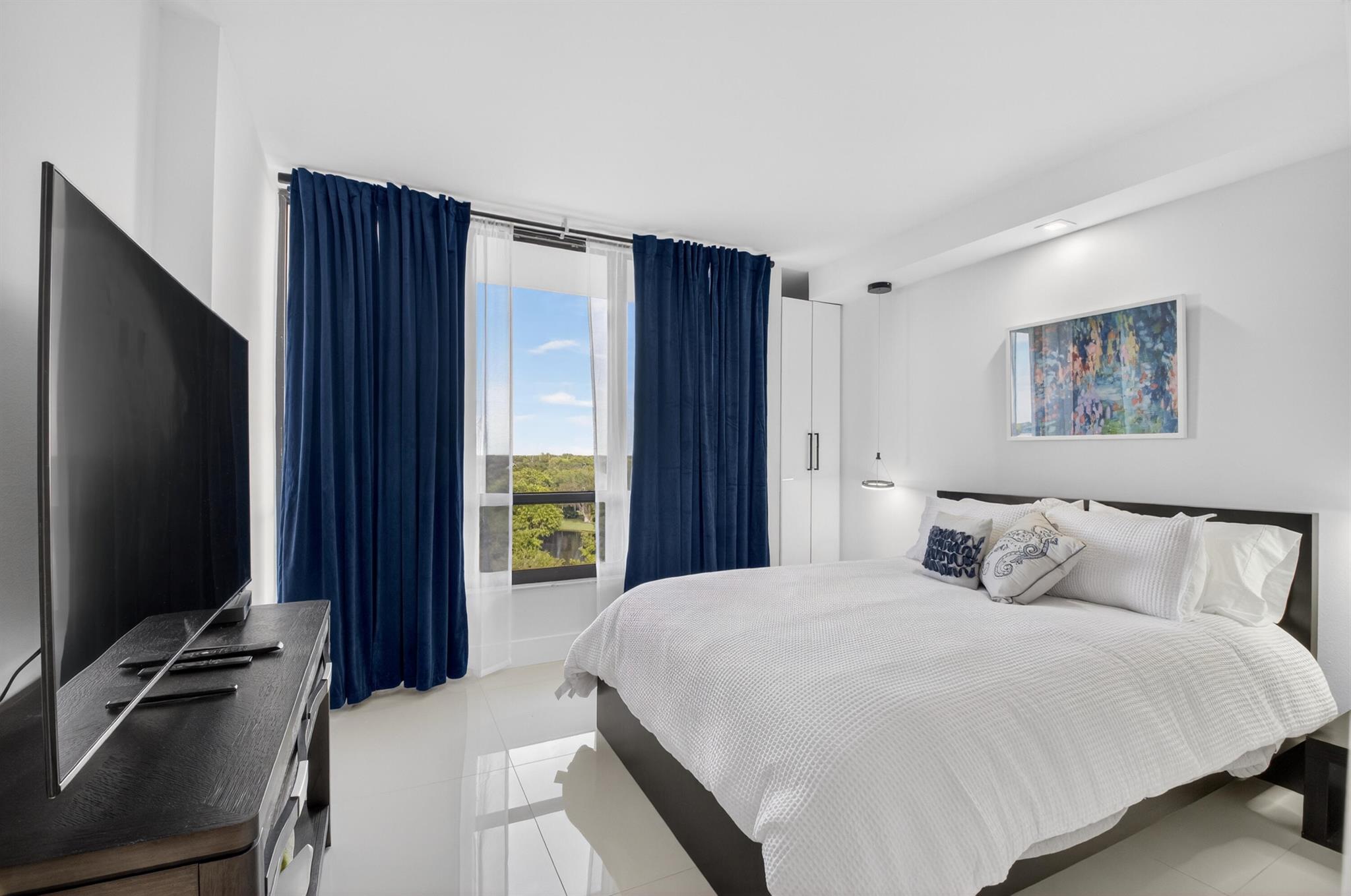 WILLOW WOOD MIDRISE CONDO - Residential