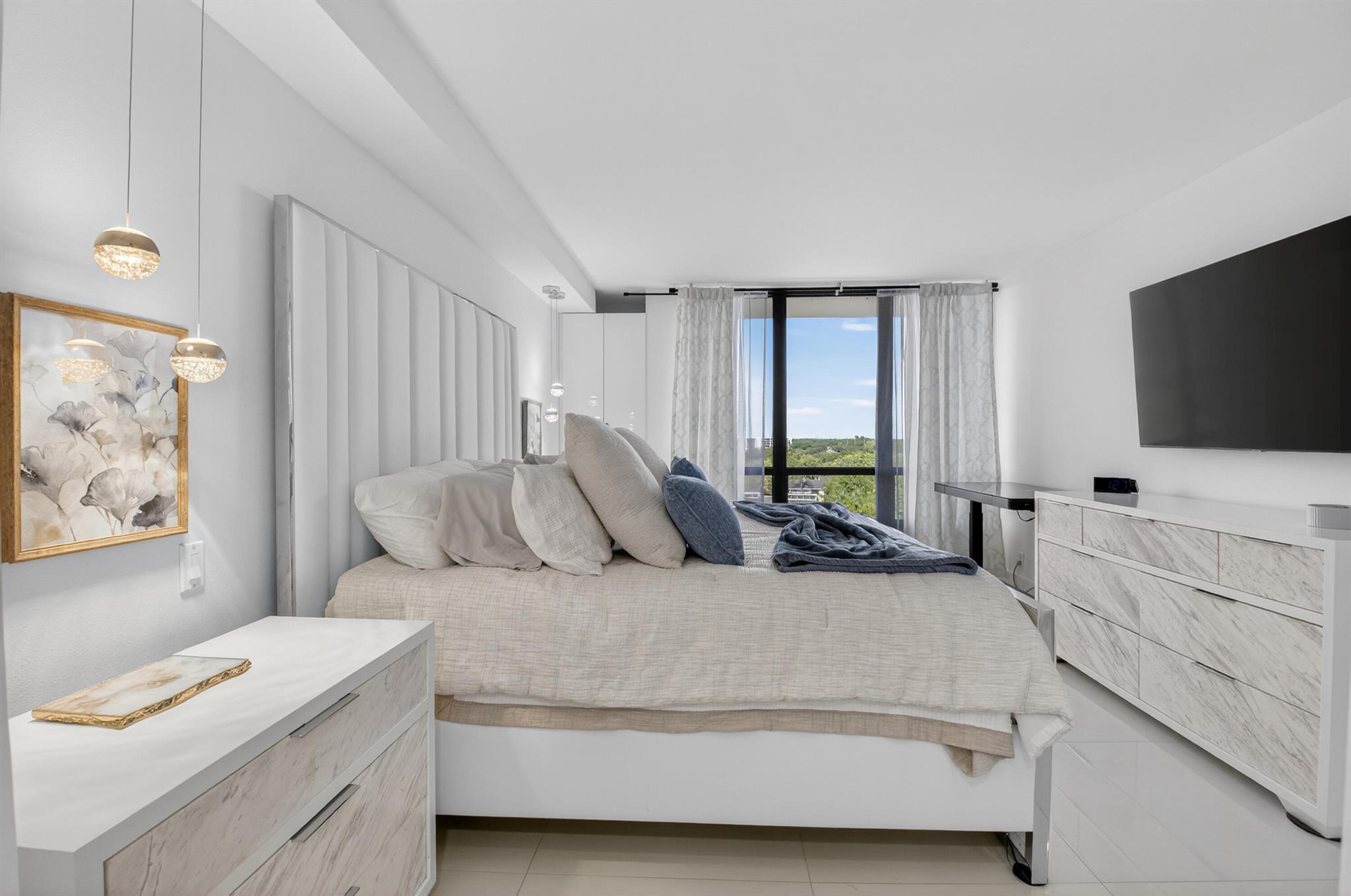 WILLOW WOOD MIDRISE CONDO - Residential