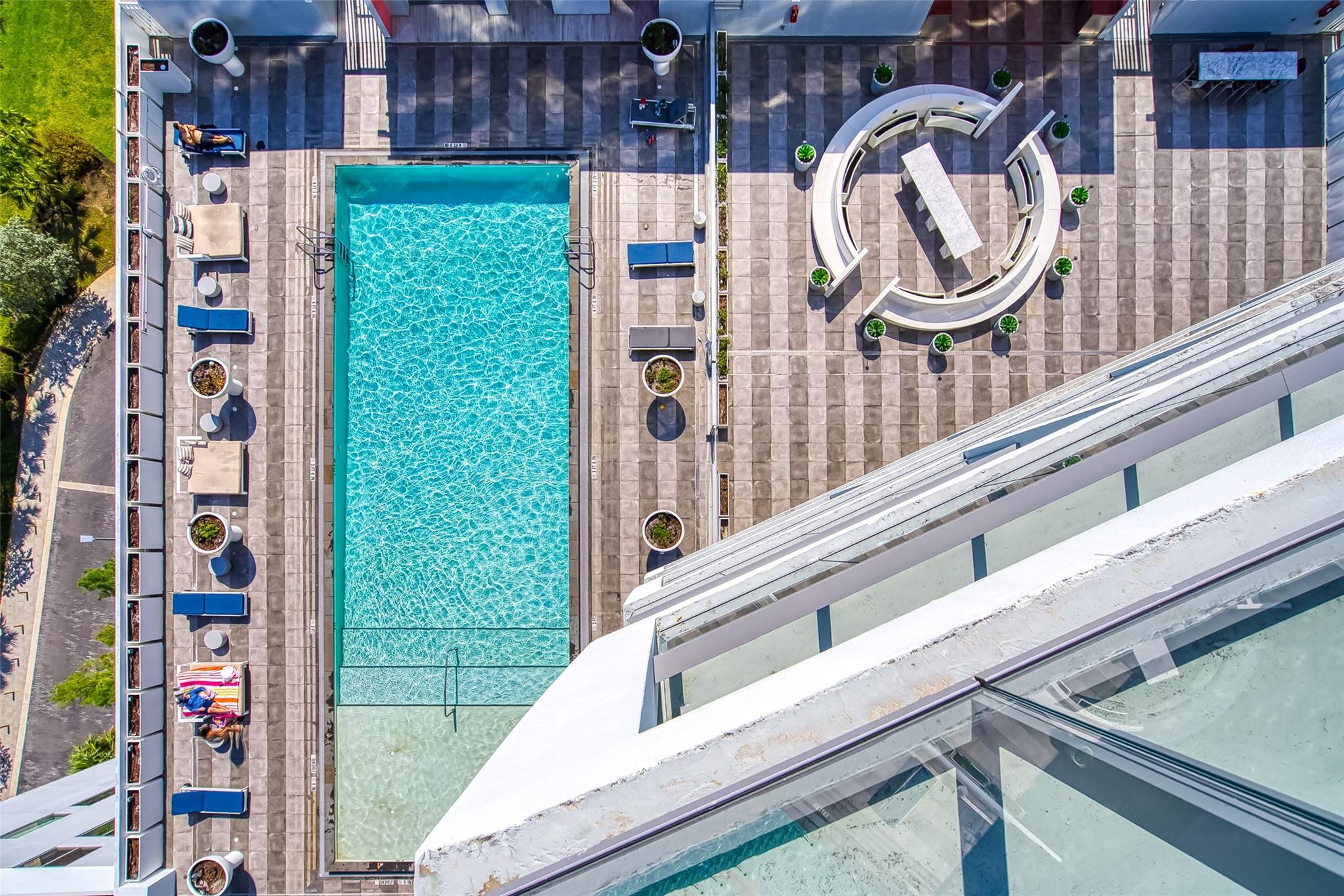 METROPICA NORTH TOWER ONE - Residential