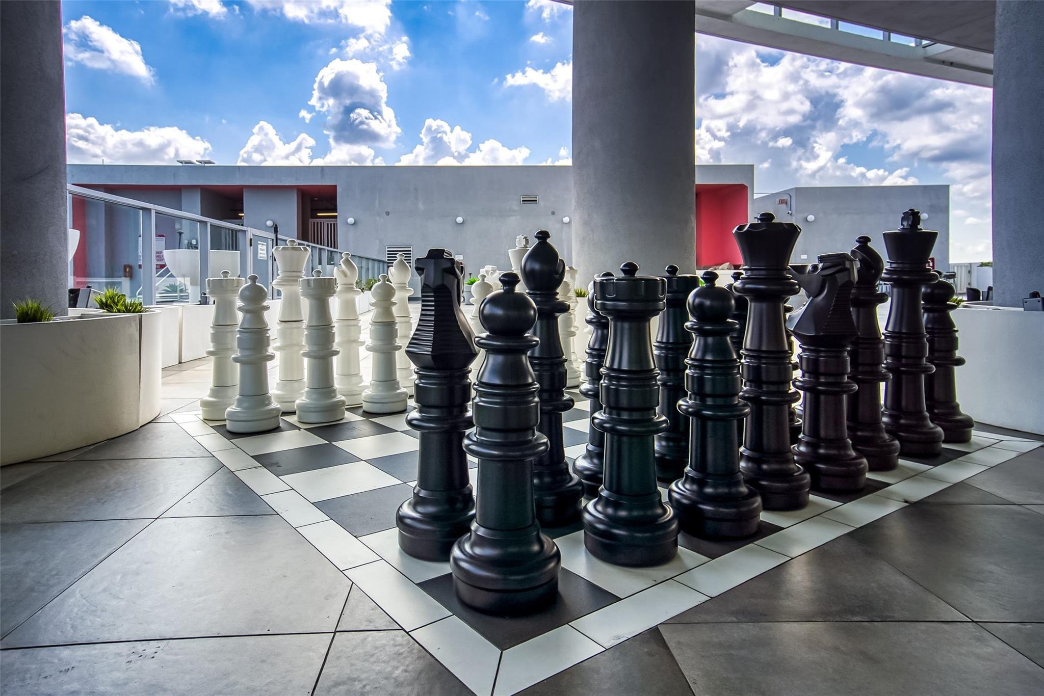 METROPICA NORTH TOWER ONE - Residential