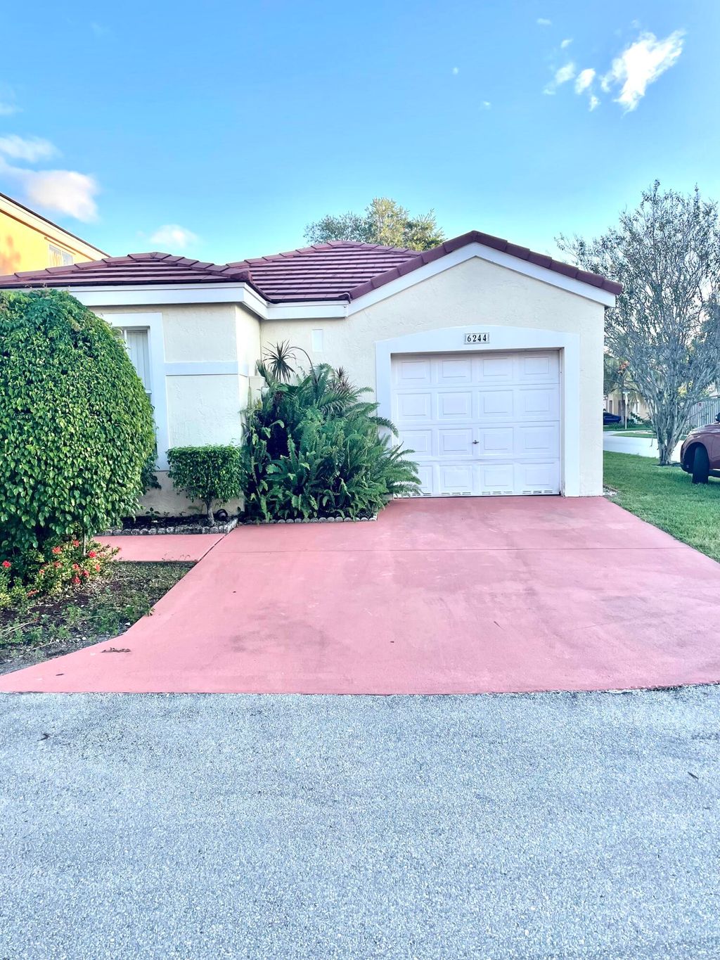 Photo of 6244 Seminole Terrace, Margate, FL 33063 (MLS # B26010537)