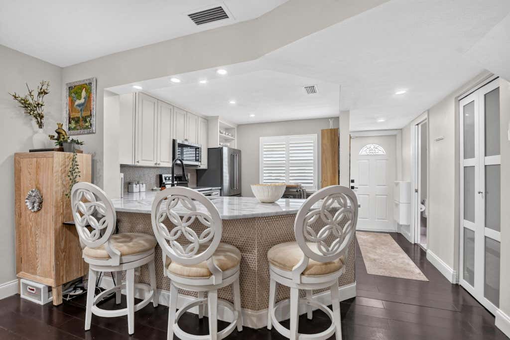 Photo of 6388 Boca Circle, Boca Raton, FL 33433 (MLS # B26067342)