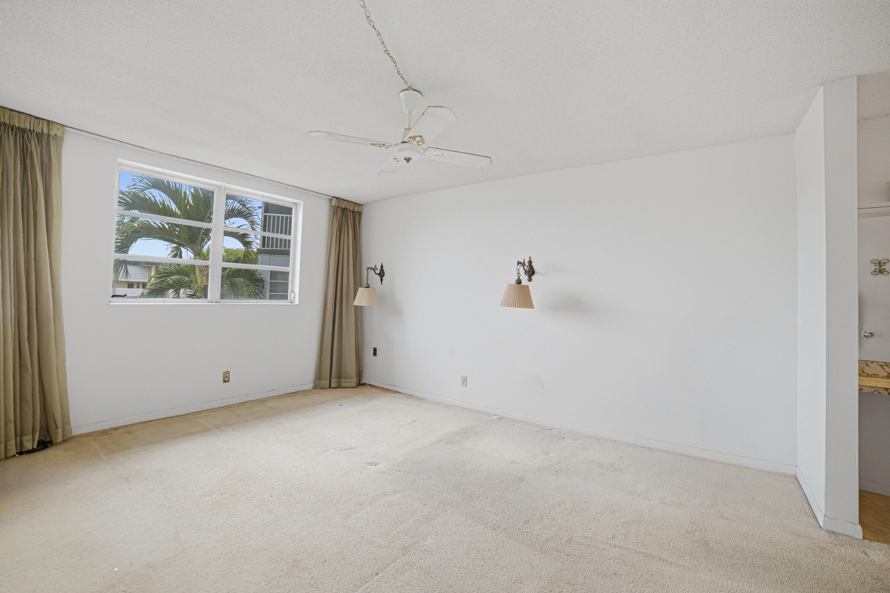 2861 NW 47th Terrace 305b