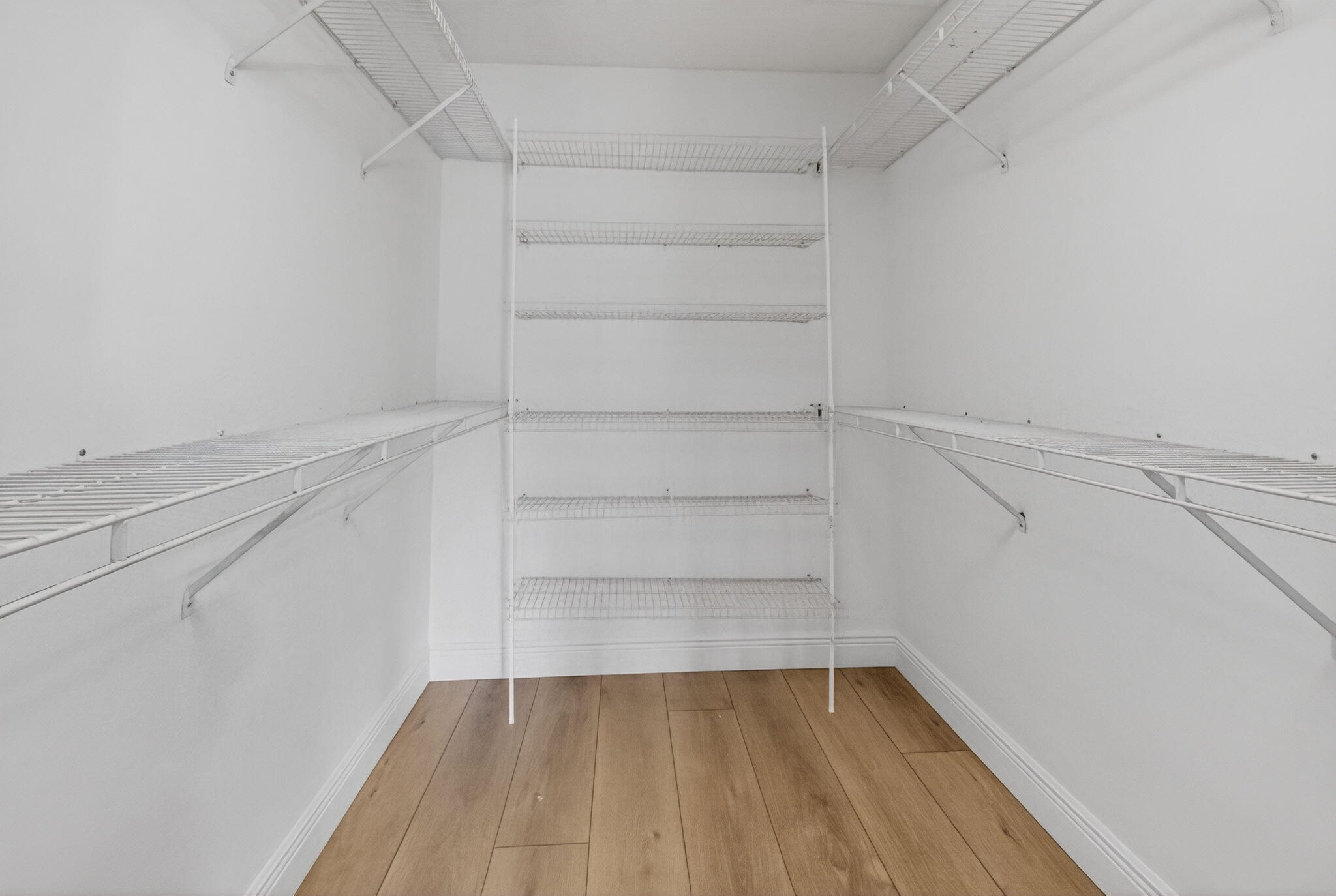 PALM CHASE LAKES CONDO - Residential