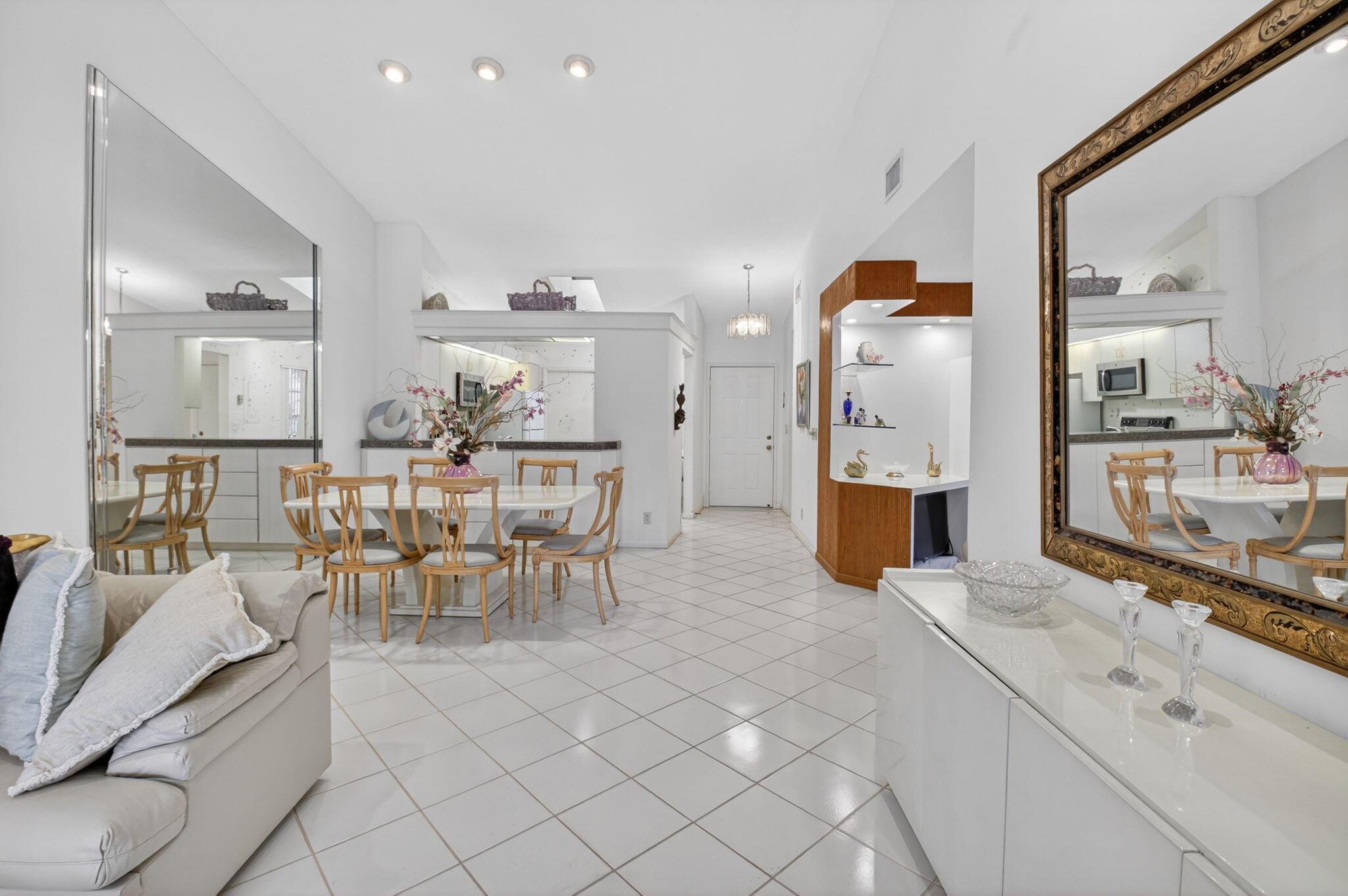 PALM CHASE LAKES CONDO - Residential