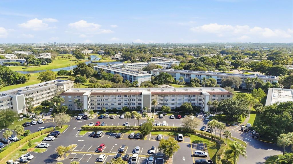 Photo of 2901 Victoria Cir #B-2, Coconut Creek, FL 33066 (MLS # F10539837)