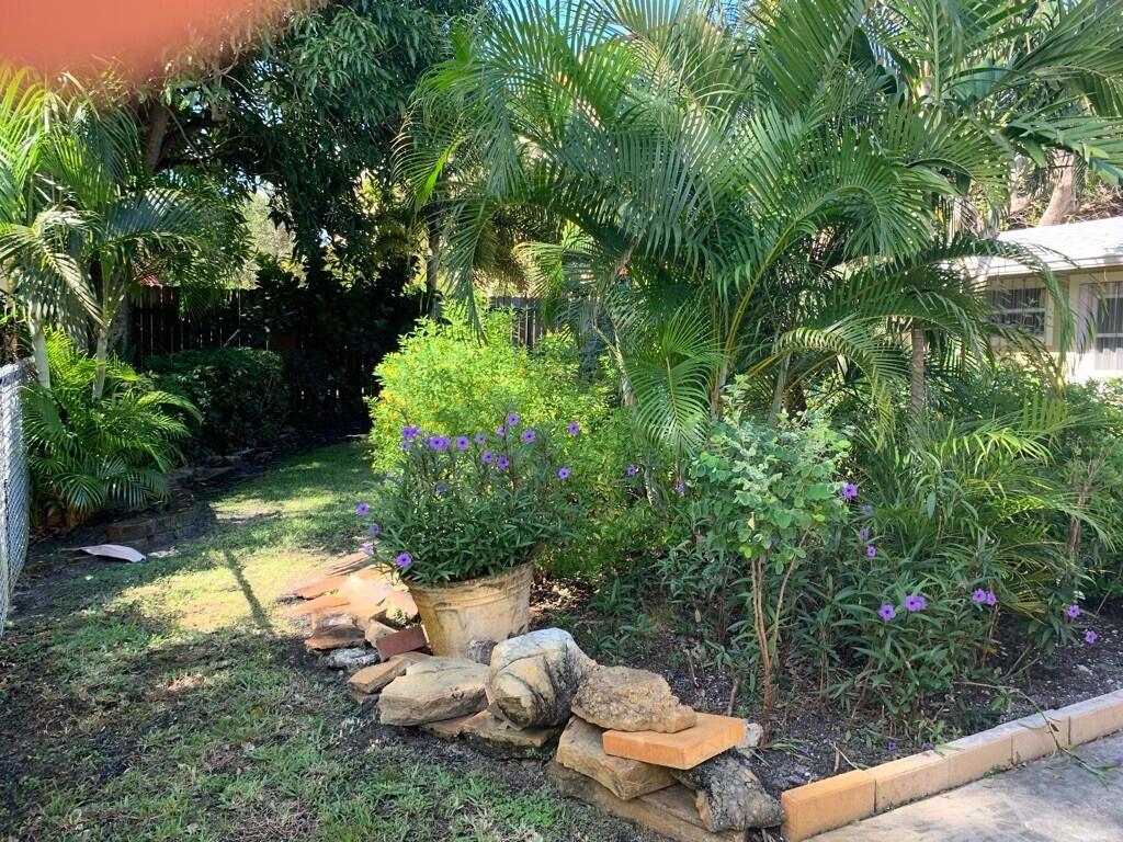 LAKE WORTH TOWN OF - Residential Income