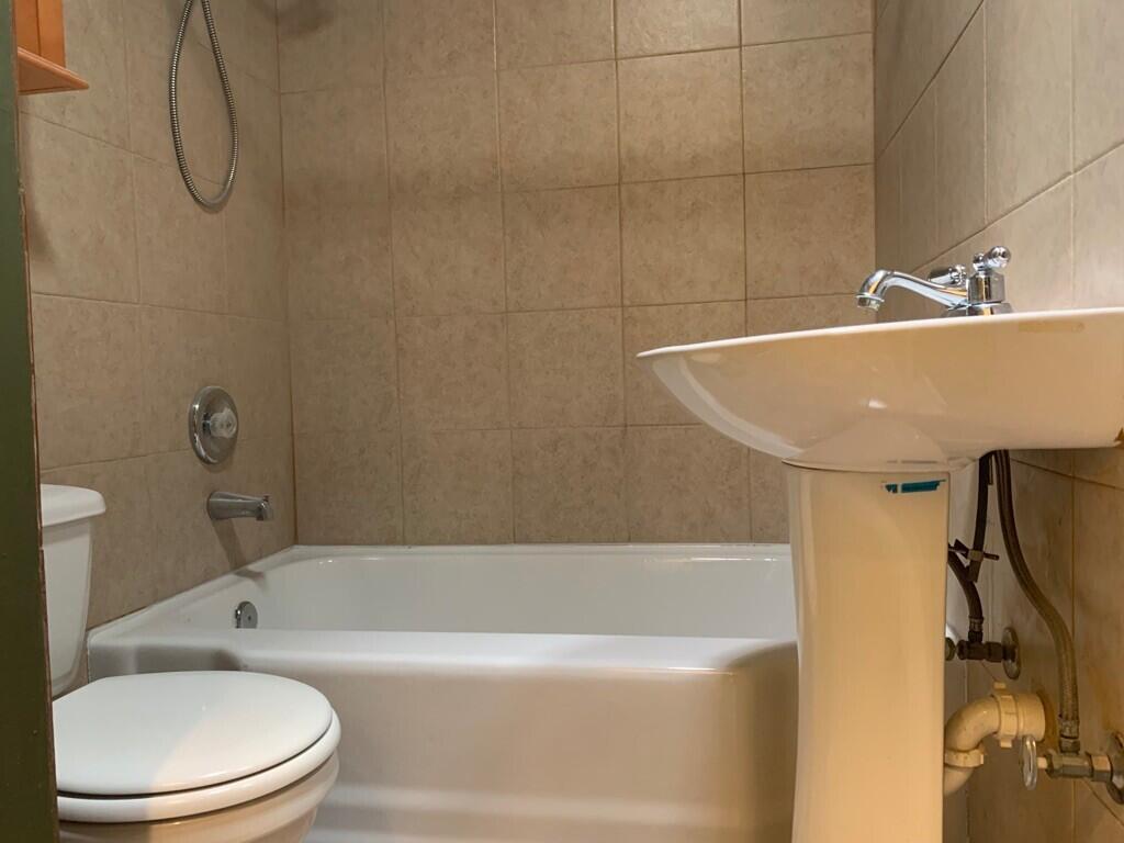 LAKE WORTH TOWN OF - Residential Income