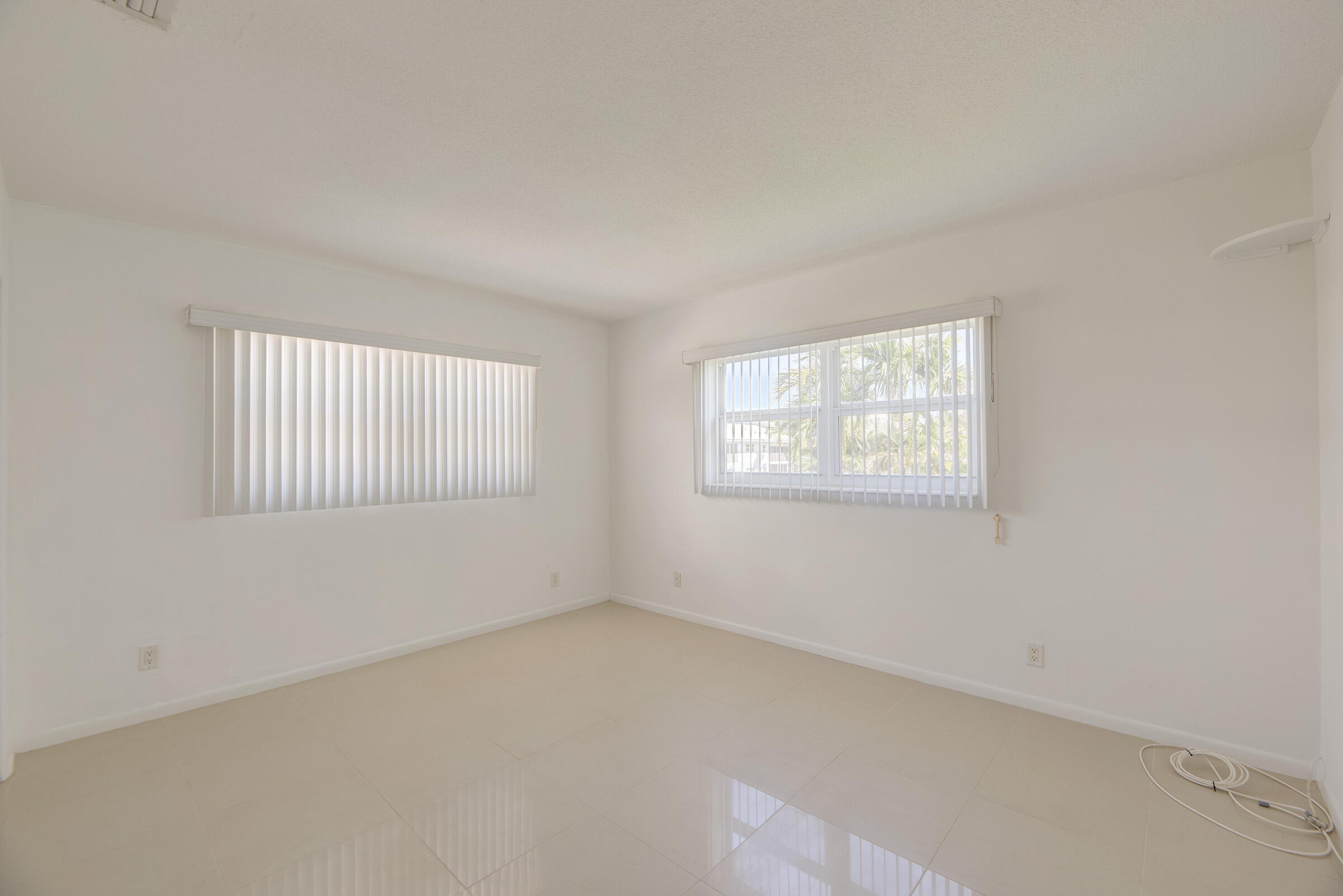 LIGHTHOUSE BAY CONDO - Residential