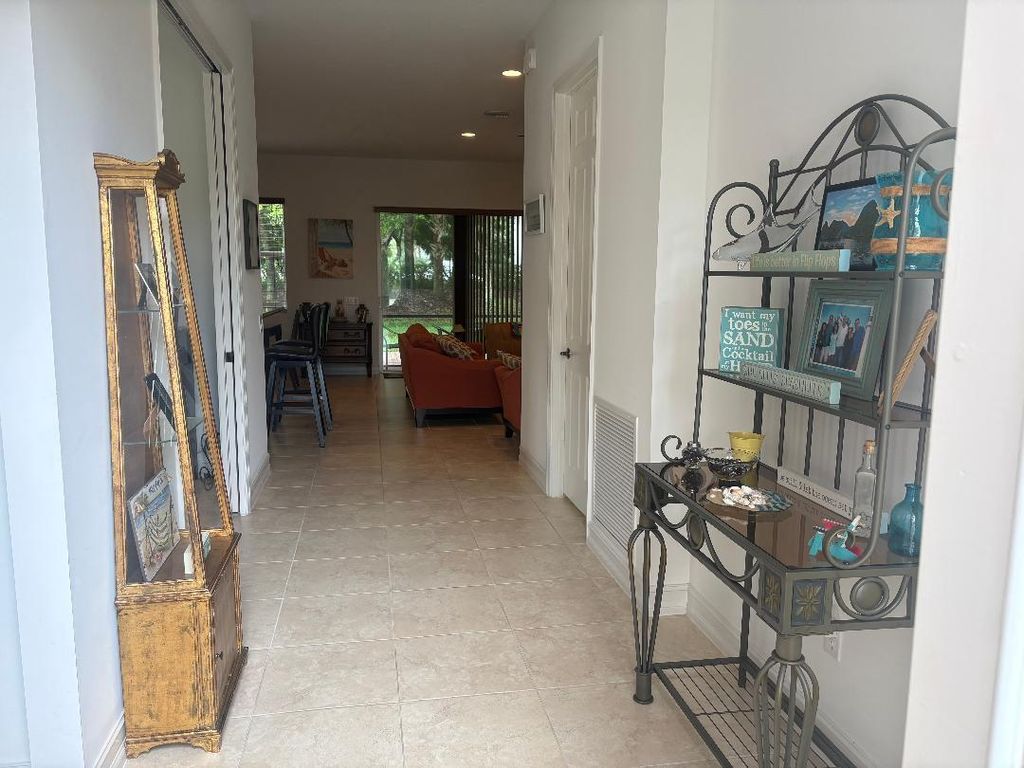 Photo of 9177 Meridian View Isle, Boynton Beach, FL 33473 (MLS # B26011722)