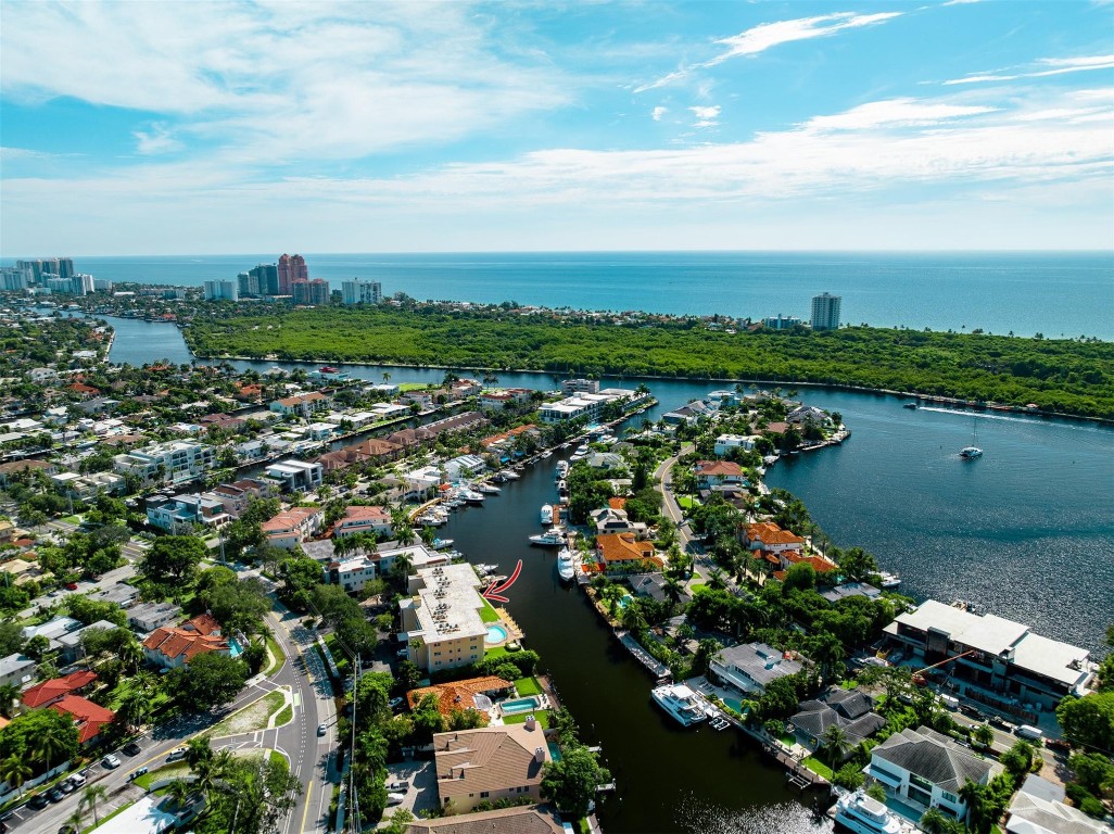 Hawthorne Bay Condo - Residential