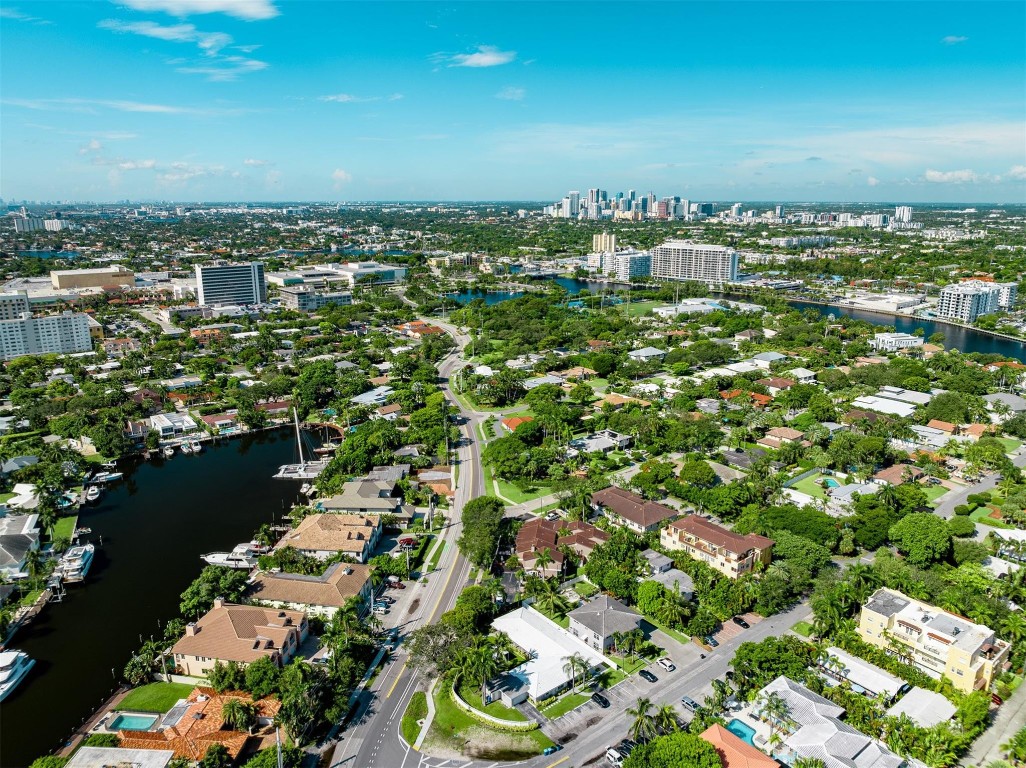 Hawthorne Bay Condo - Residential