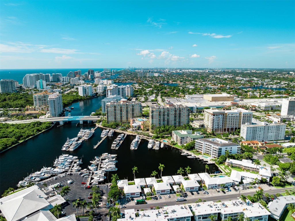 Hawthorne Bay Condo - Residential