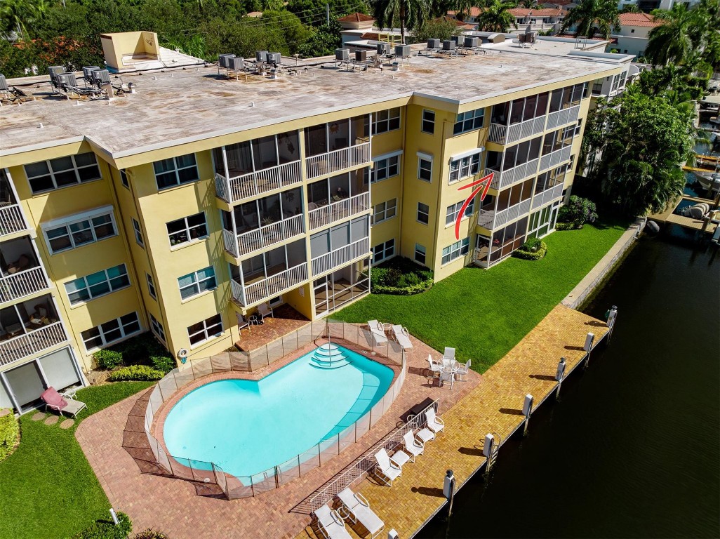 Hawthorne Bay Condo - Residential