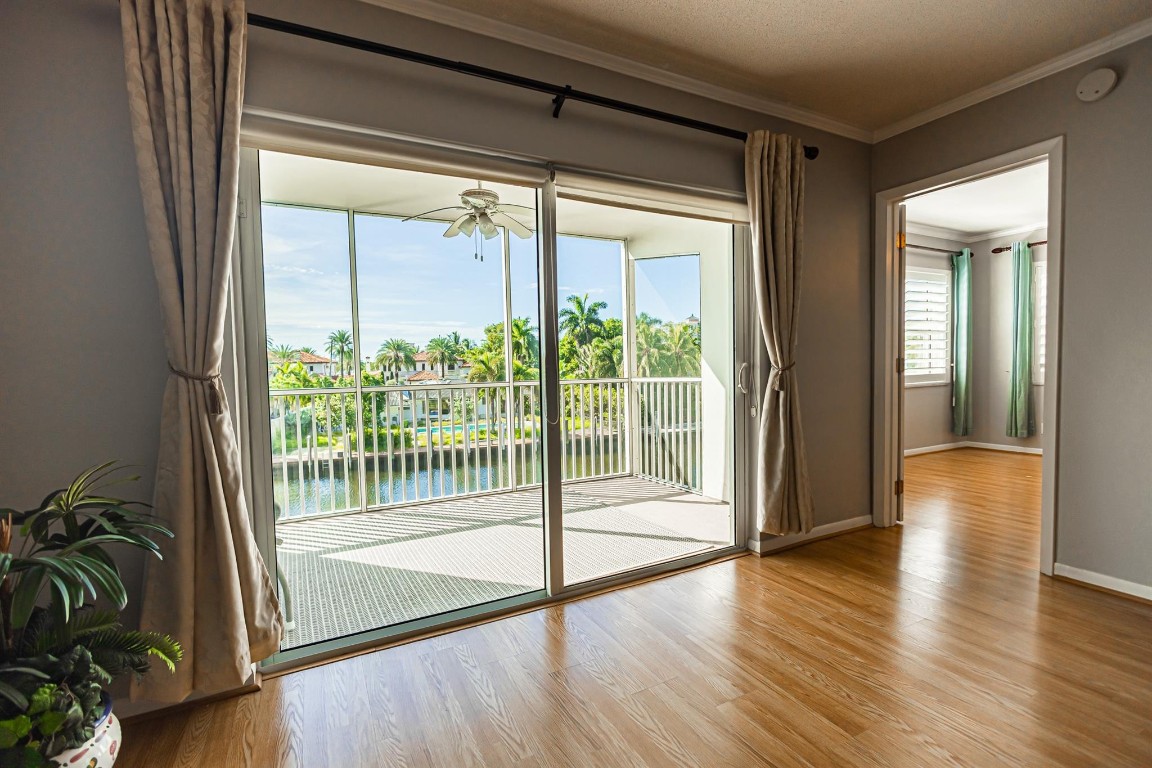 Hawthorne Bay Condo - Residential