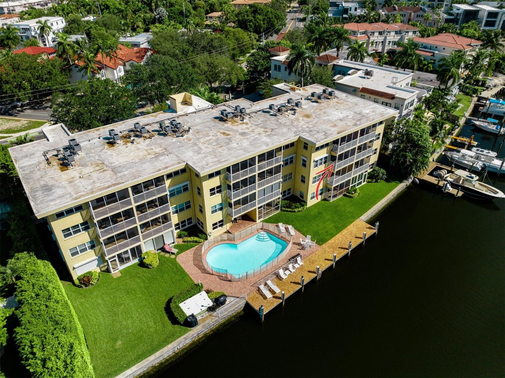 Hawthorne Bay Condo - Residential