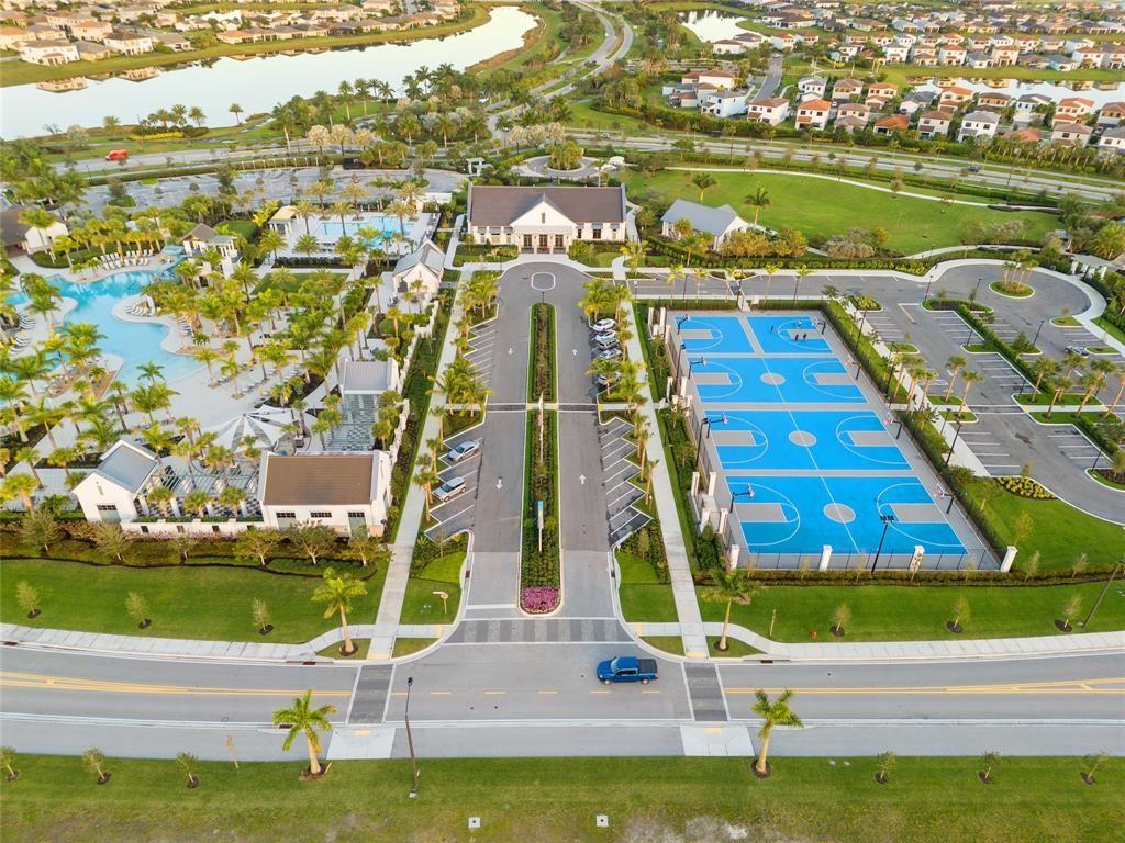 ORCHARDS OF WESTLAKE - Residential Lease