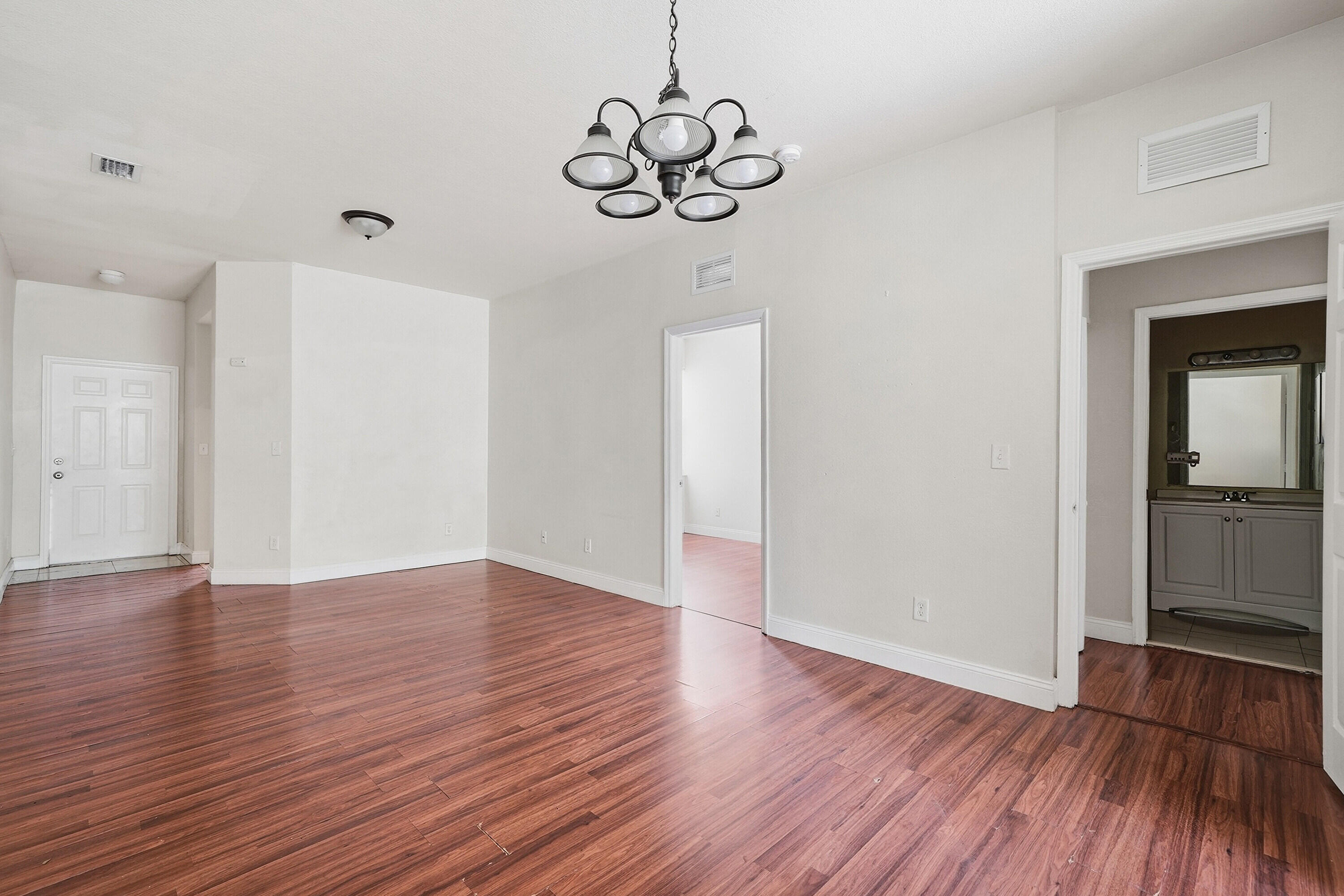 MOWRY VILLAS - Residential