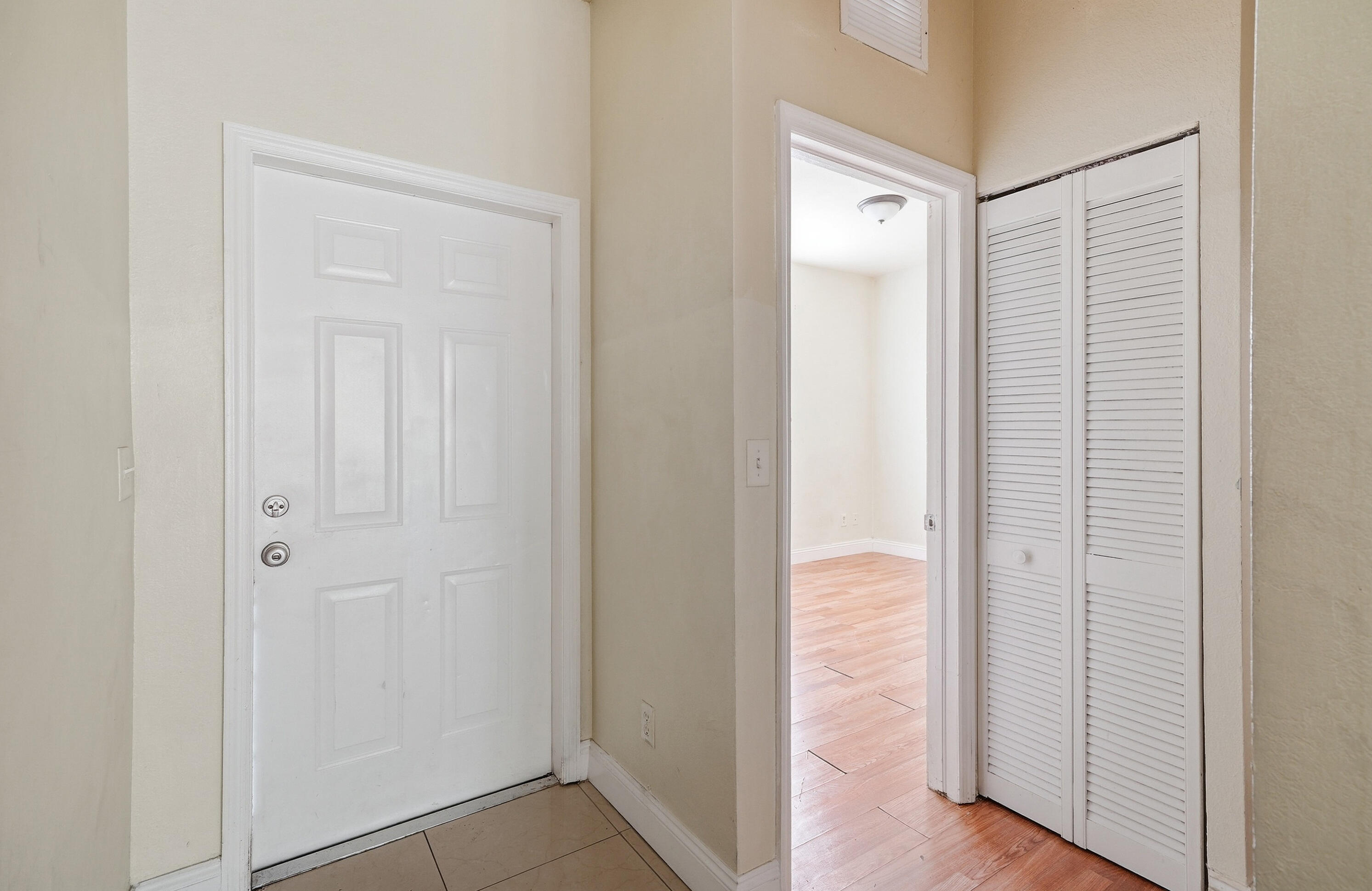 MOWRY VILLAS - Residential