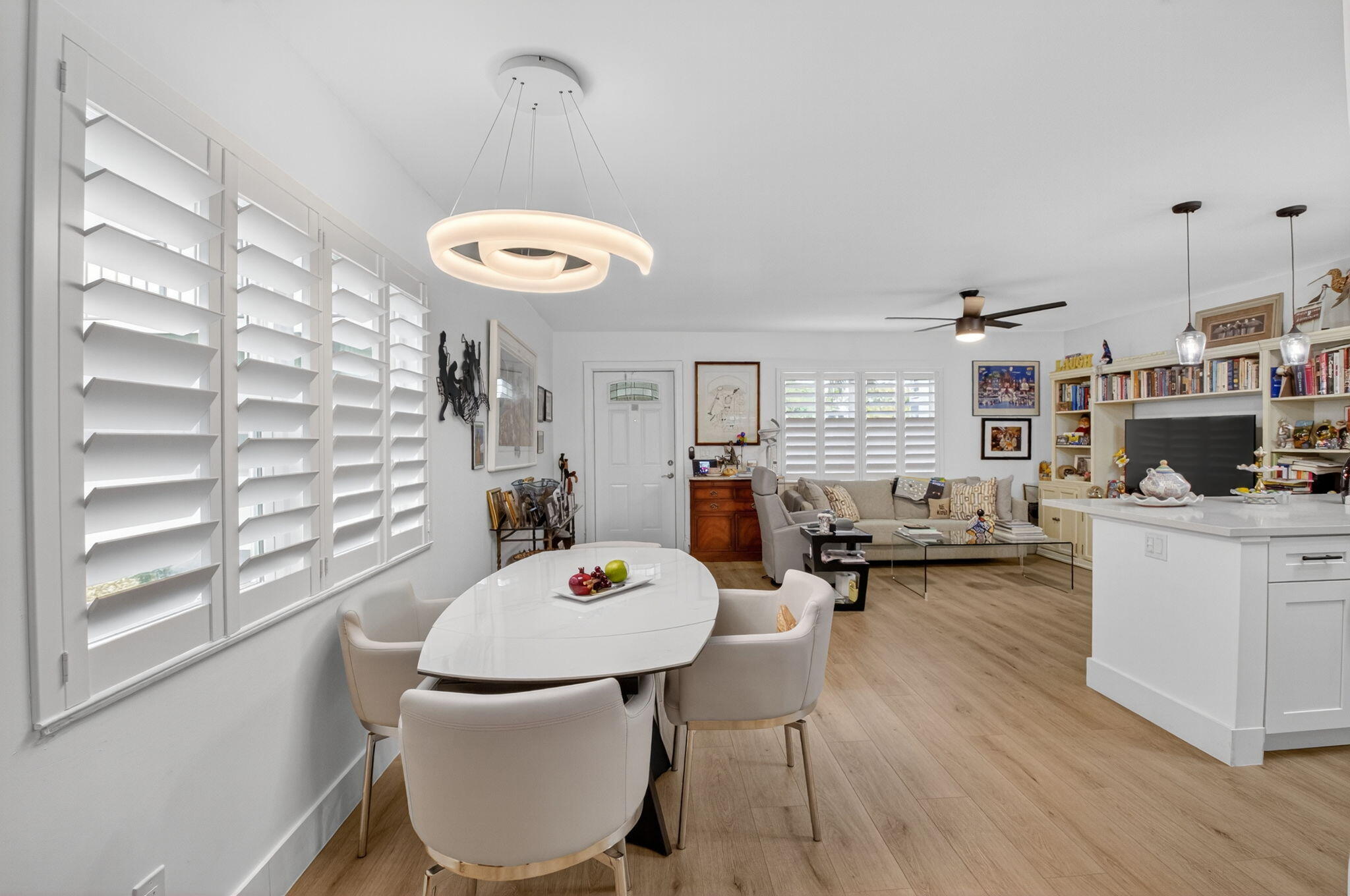 KINGS POINT FLANDERS COND - Residential