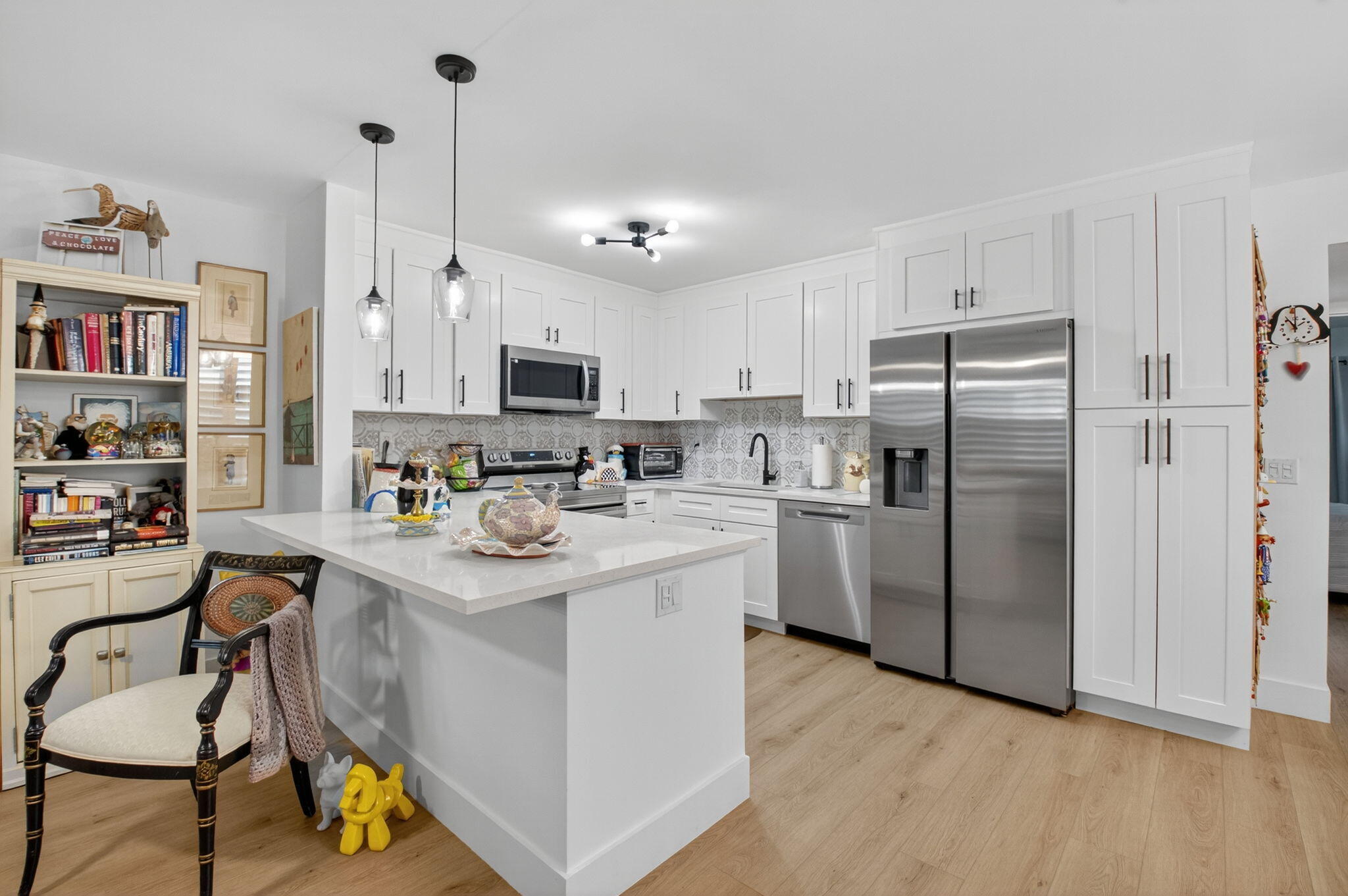 KINGS POINT FLANDERS COND - Residential