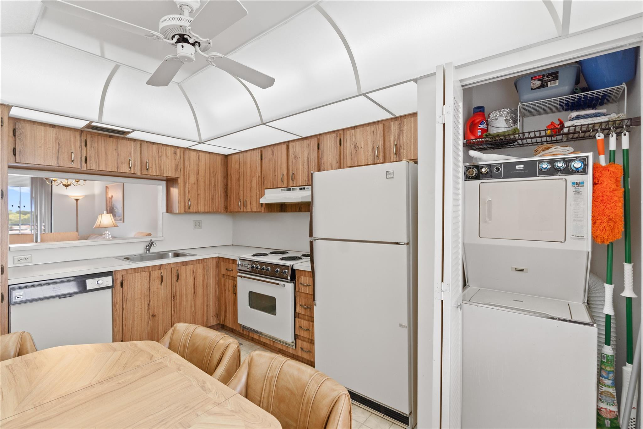 COLONY POINT 1 CONDO - Residential