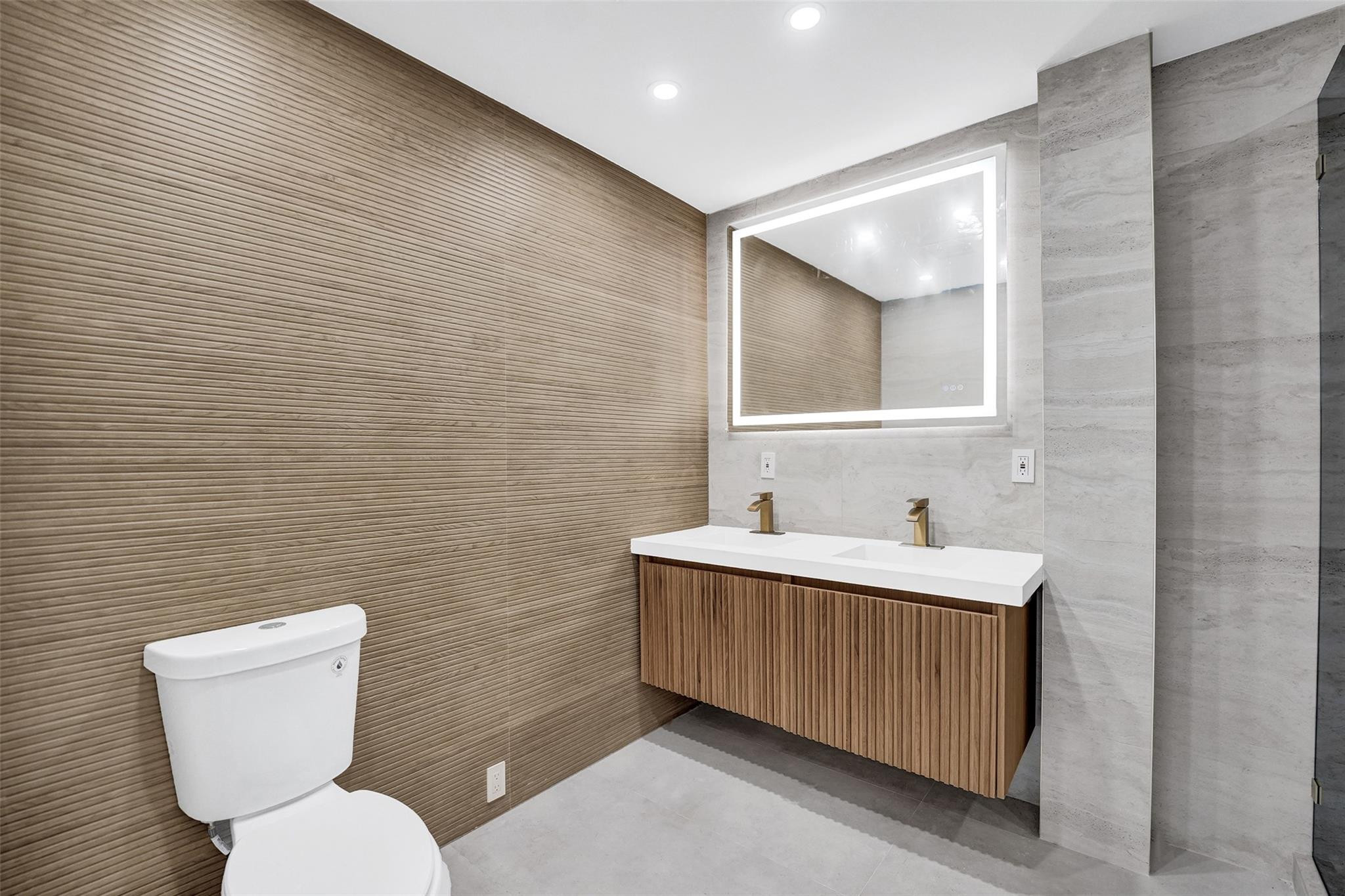 EMERALD HILLS - Residential