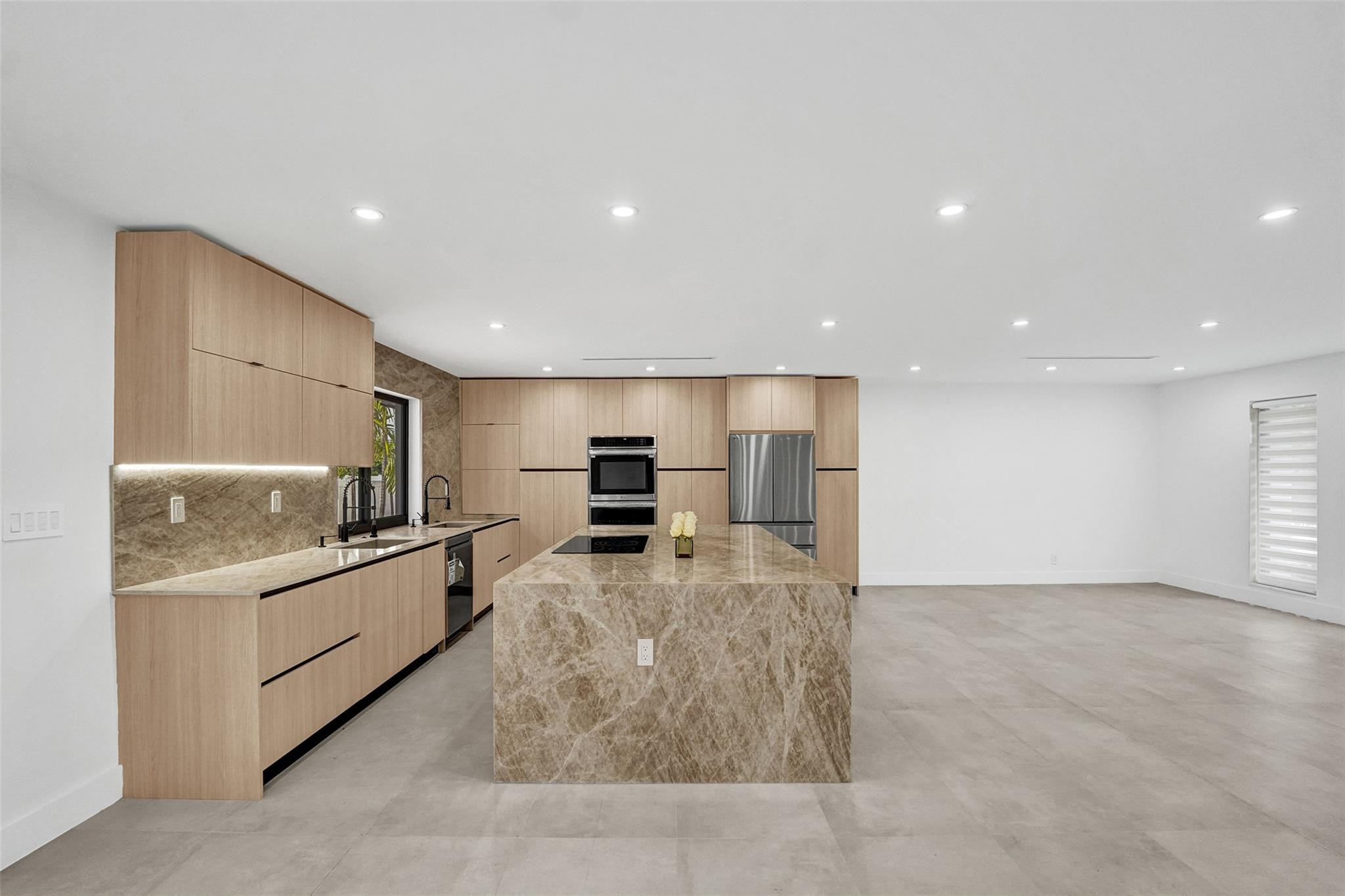 EMERALD HILLS - Residential