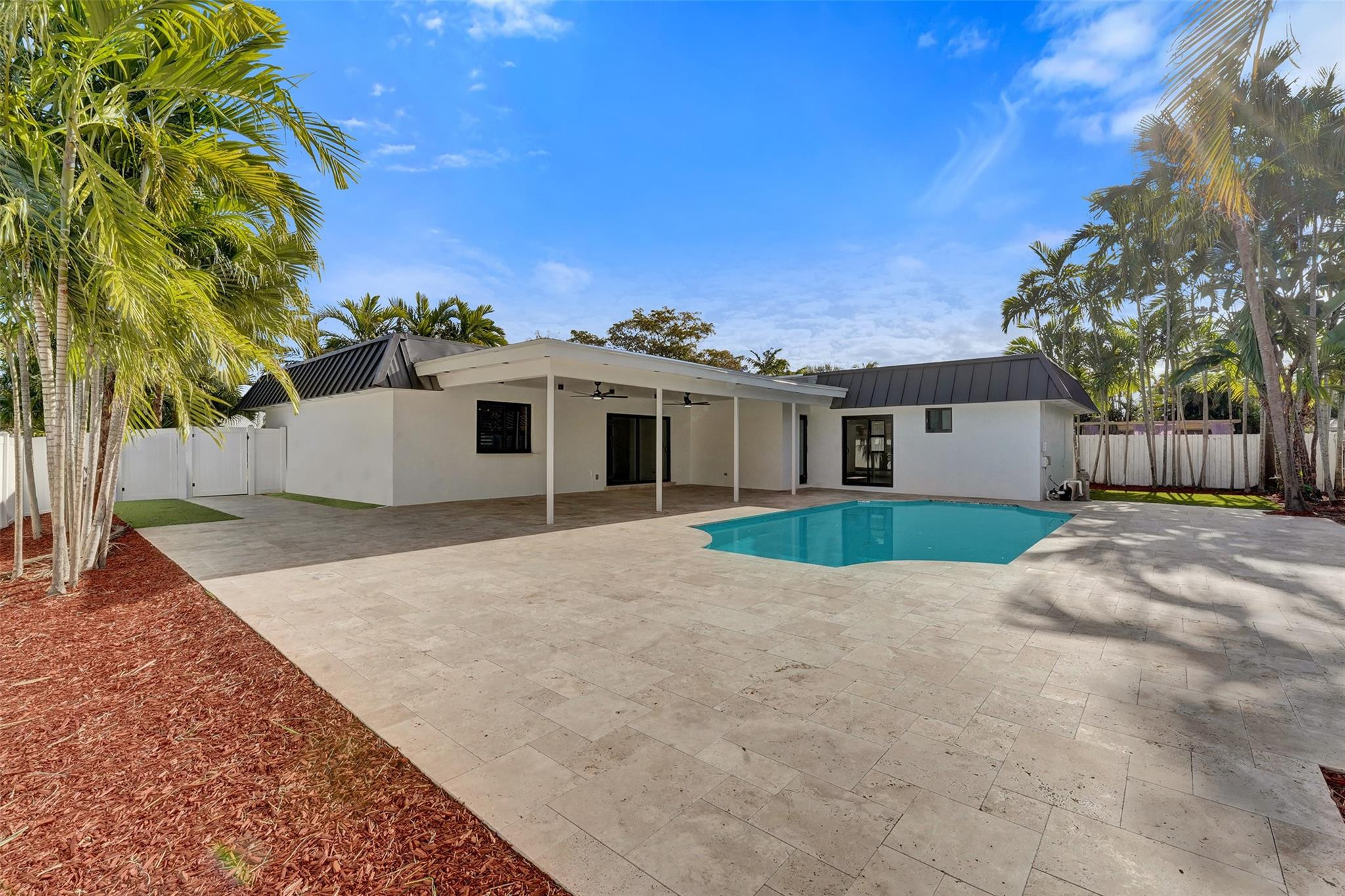 EMERALD HILLS - Residential