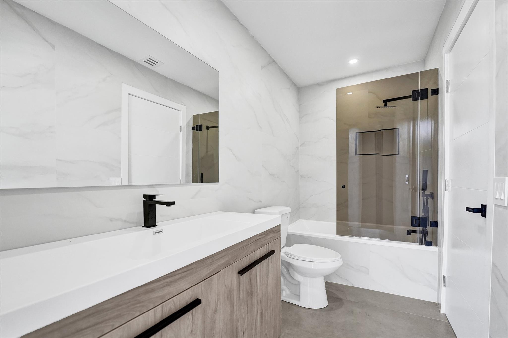 EMERALD HILLS - Residential