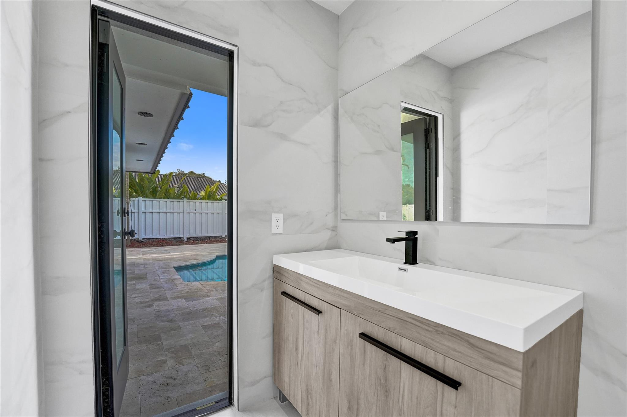 EMERALD HILLS - Residential