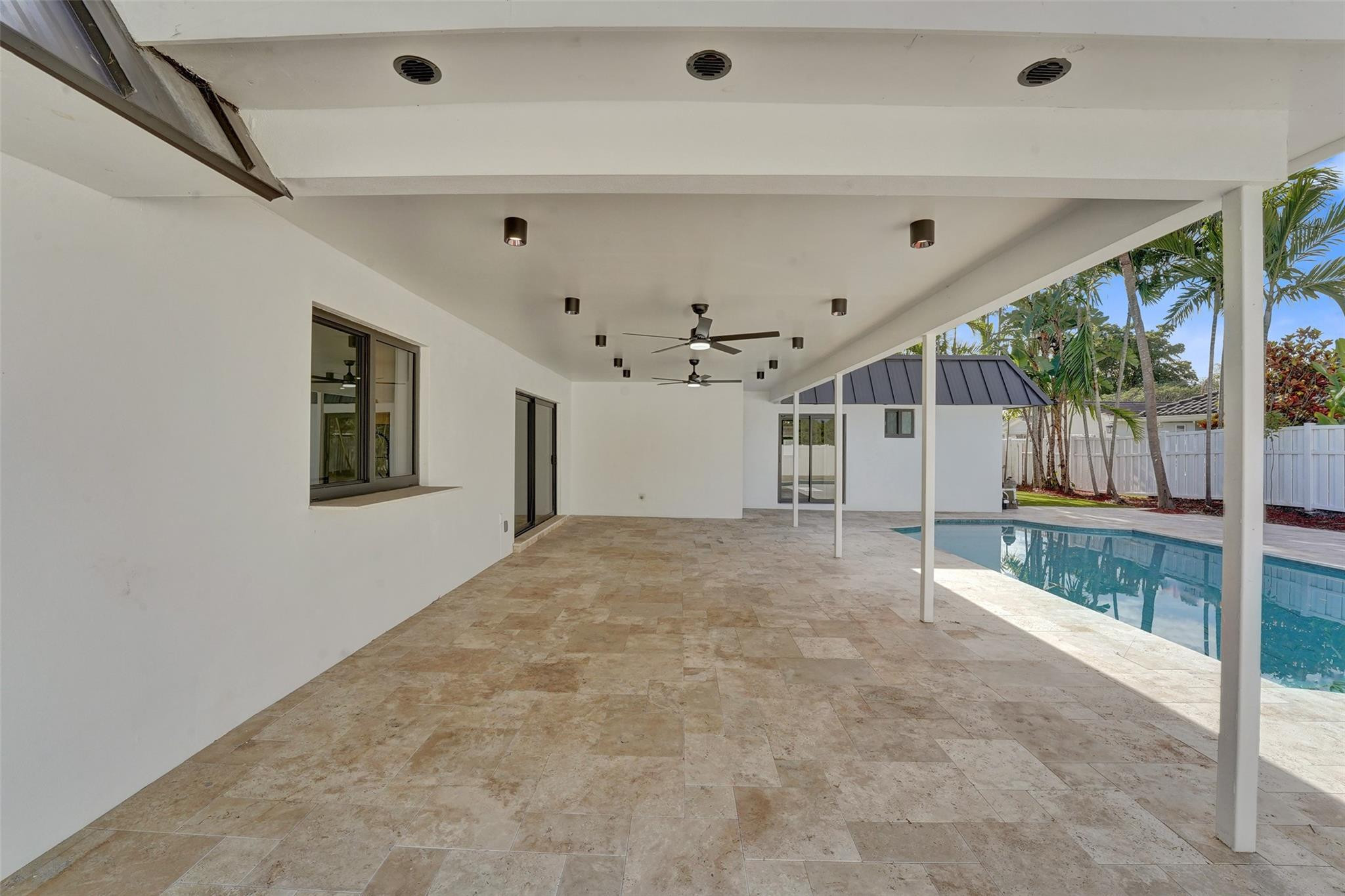 EMERALD HILLS - Residential