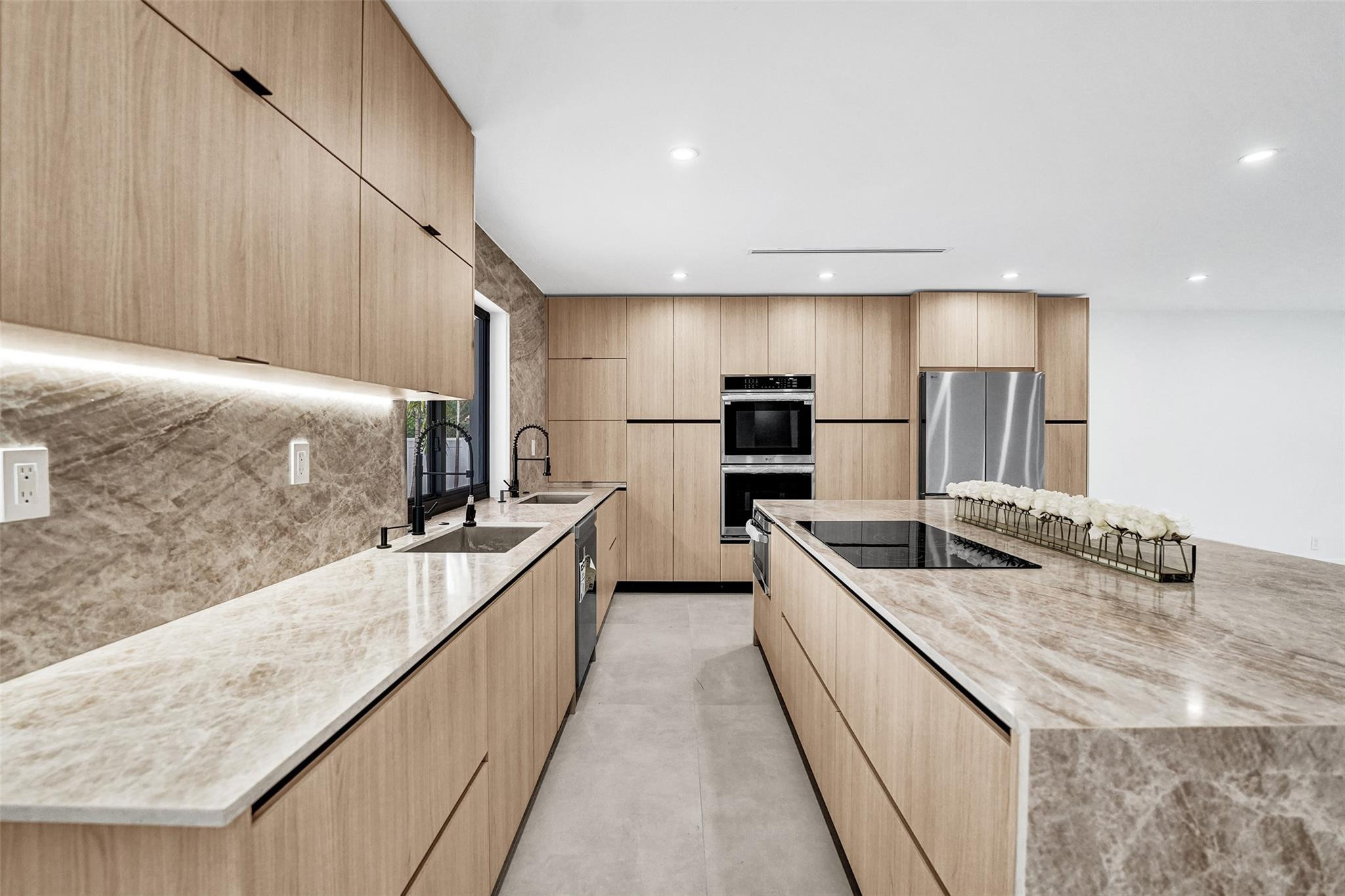 EMERALD HILLS - Residential