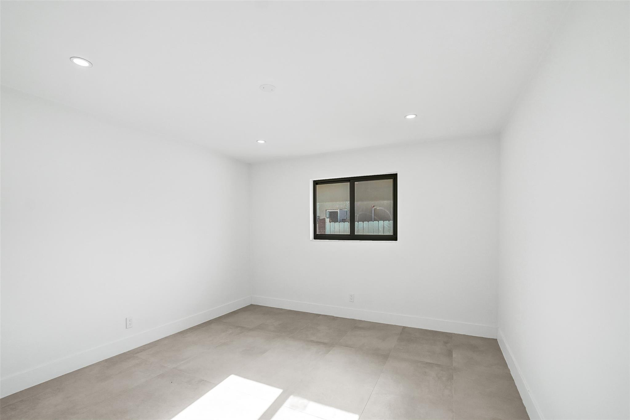 EMERALD HILLS - Residential