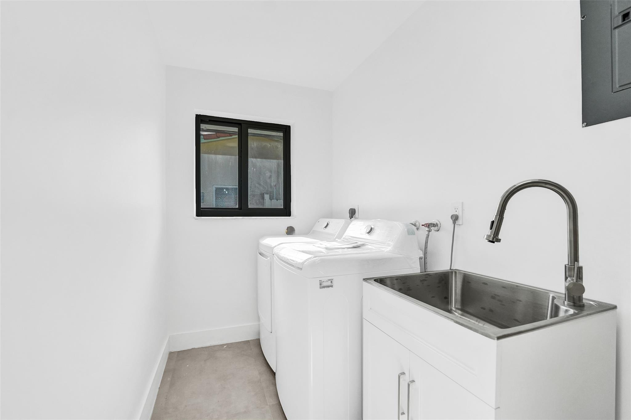 EMERALD HILLS - Residential