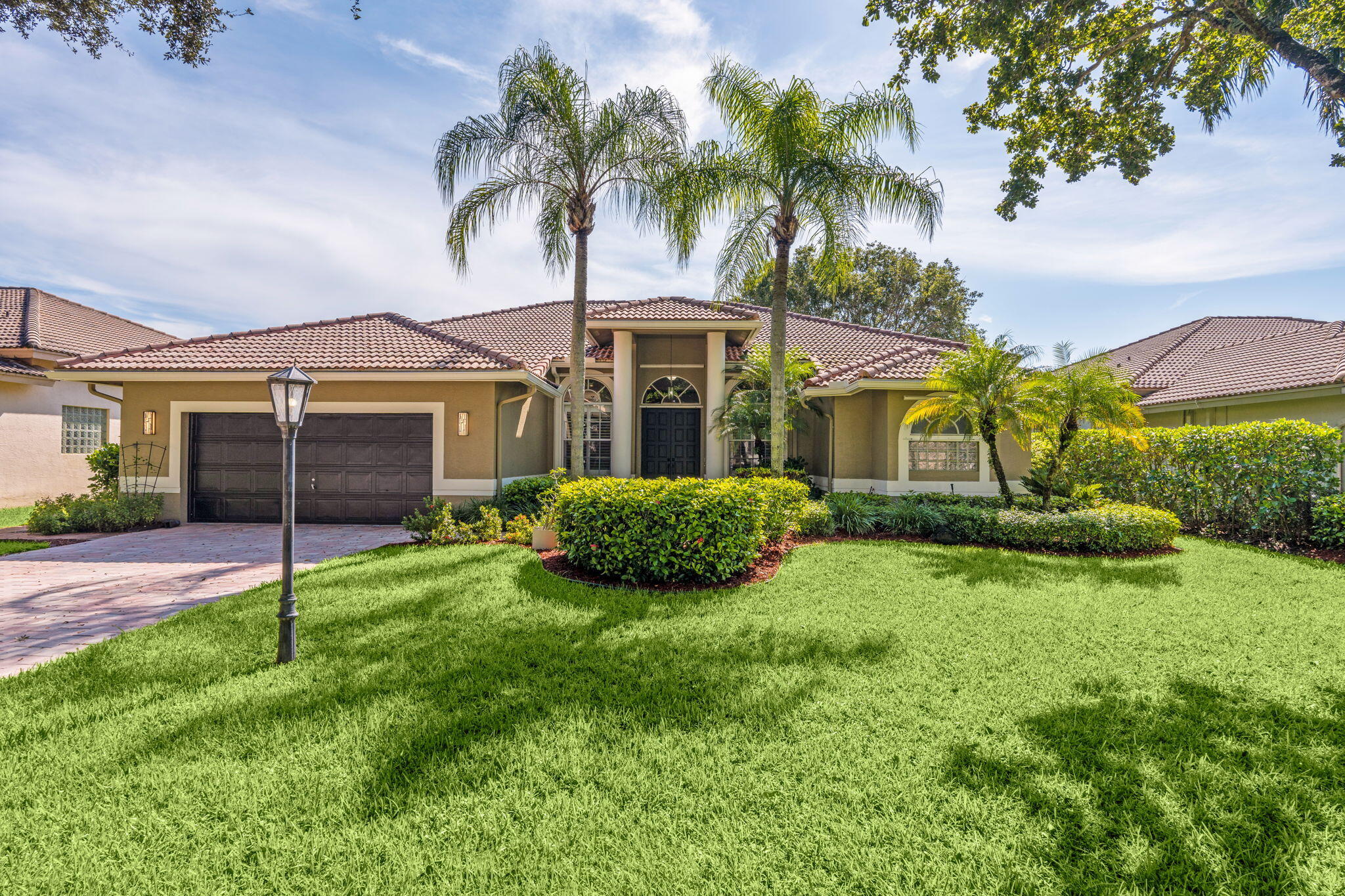 4933 CHARDONNAY Drive