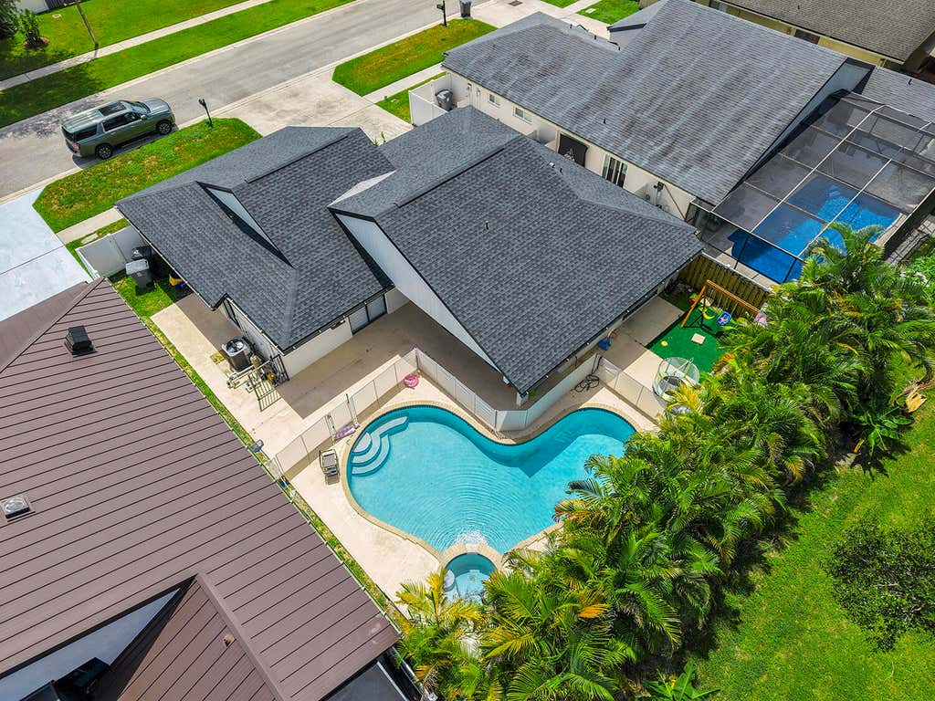 Photo of 21641 SUTTERS Lane, Boca Raton, FL 33428 (MLS # B26061107)