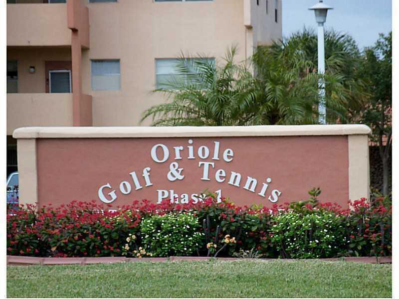 ORIOLE GOLF & TENNIS 1 - Residential
