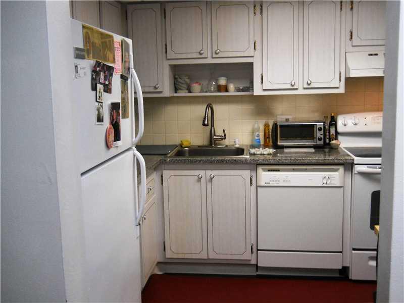 ORIOLE GOLF & TENNIS 1 - Residential