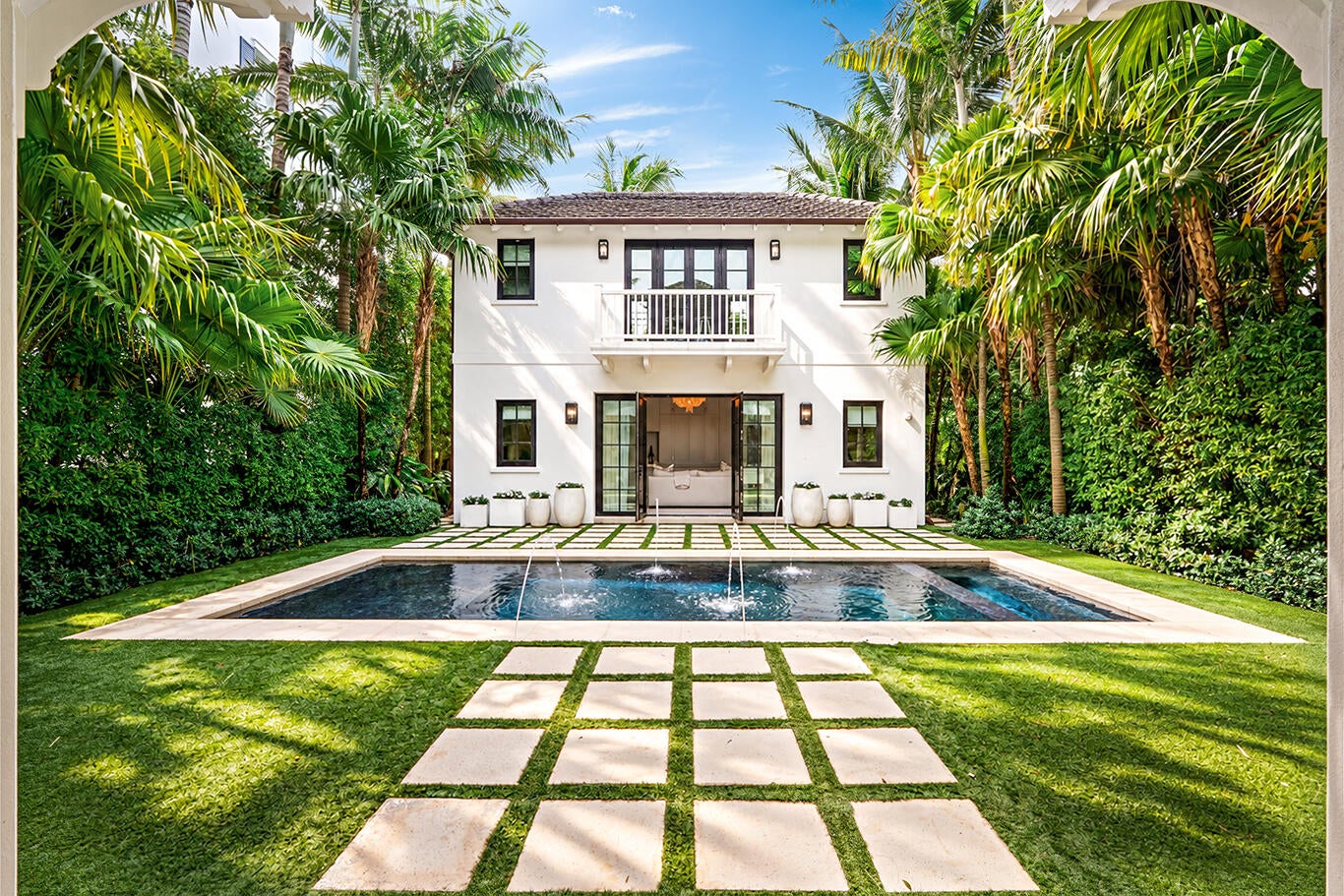 412 Brazilian Avenue