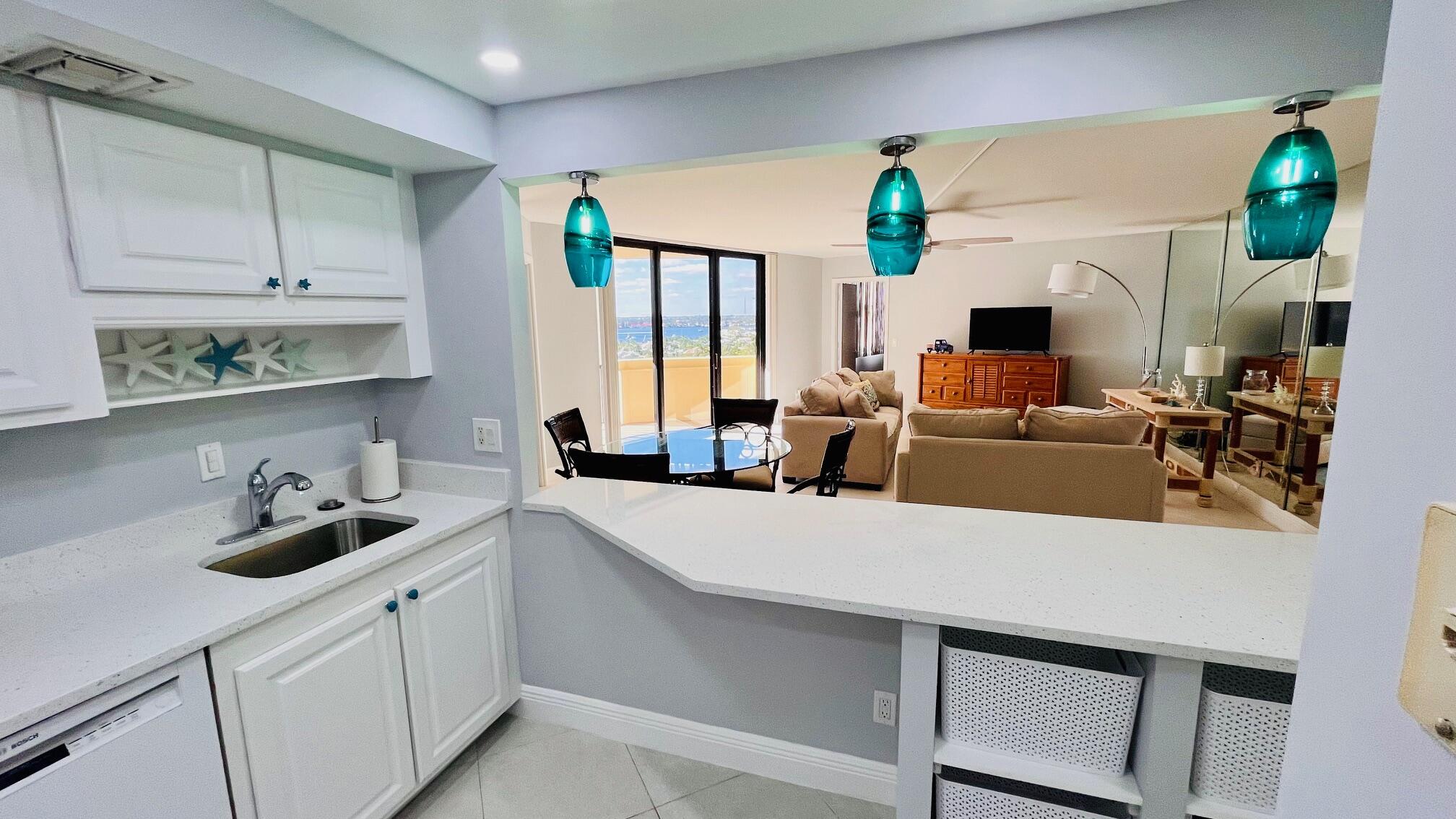 2800 N Ocean Drive A12b