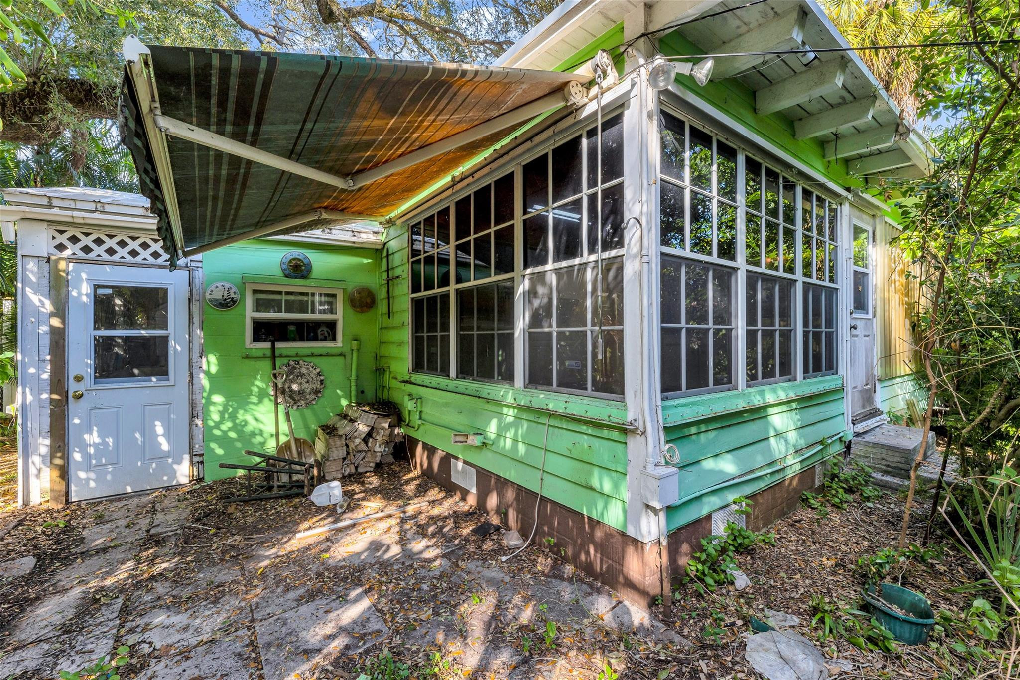 Bryan Sub Blk 64 Ft Laud - Residential