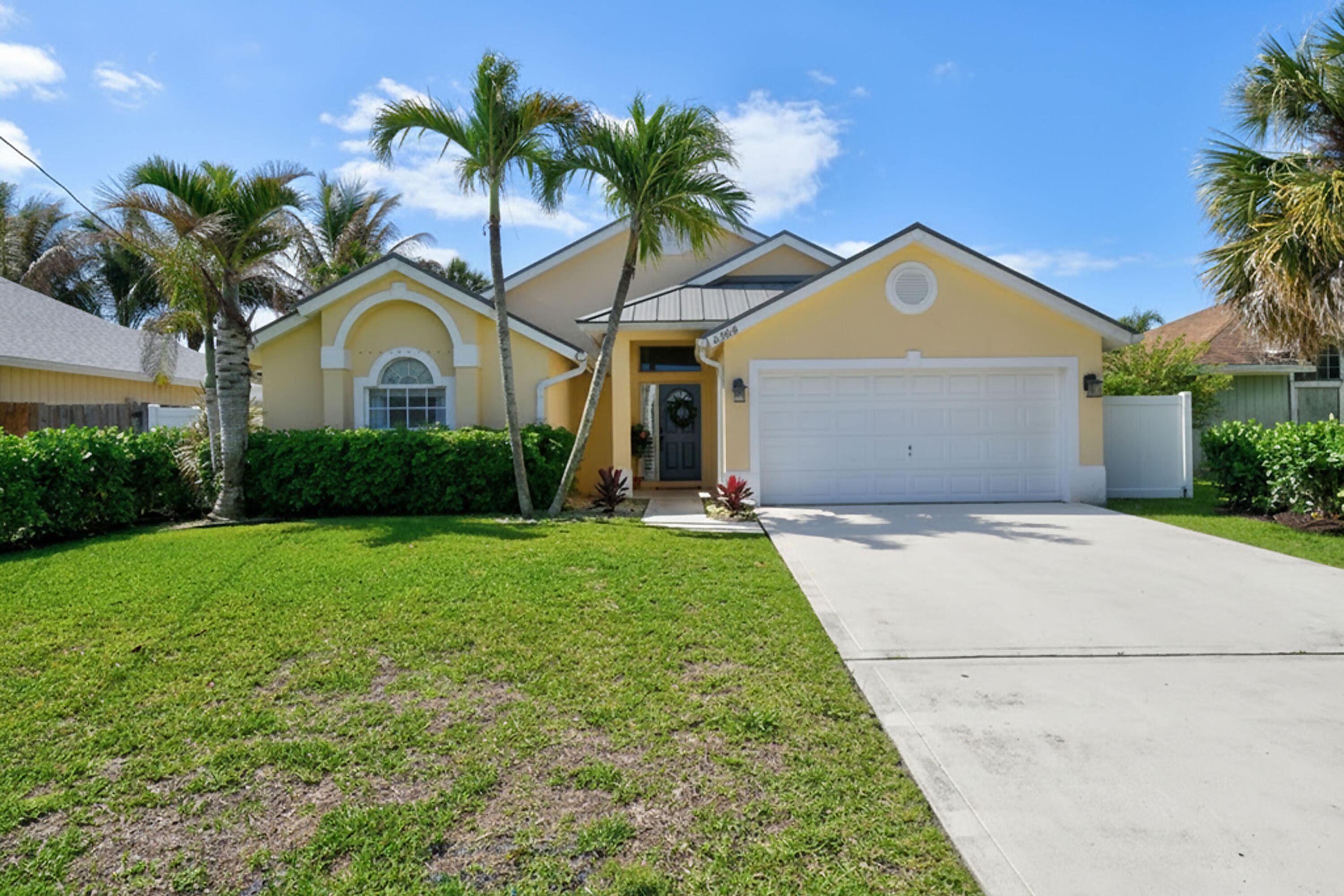 NORTH PALM BEACH HEIGHTS - Residential