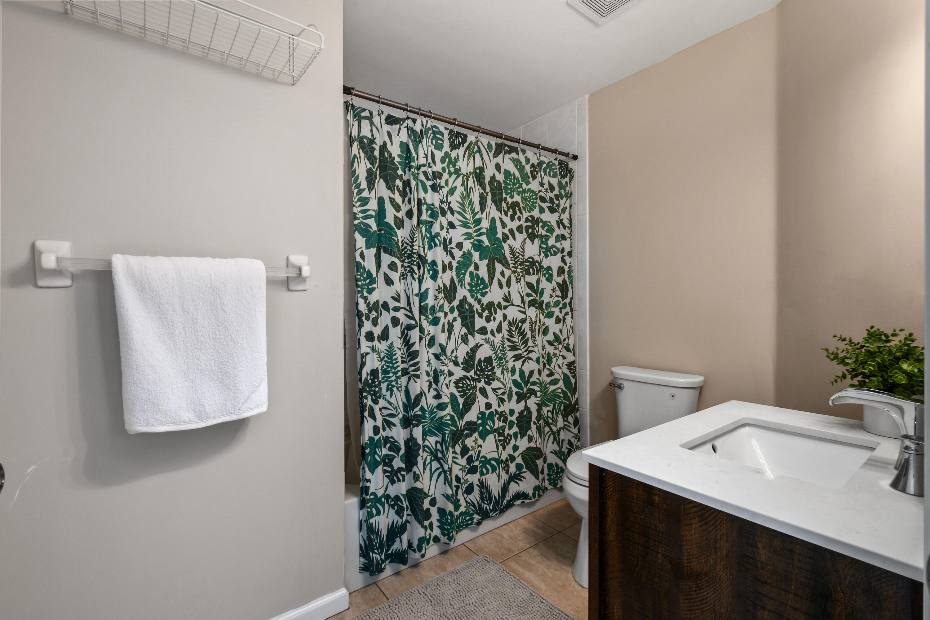 NORTH PALM BEACH HEIGHTS - Residential