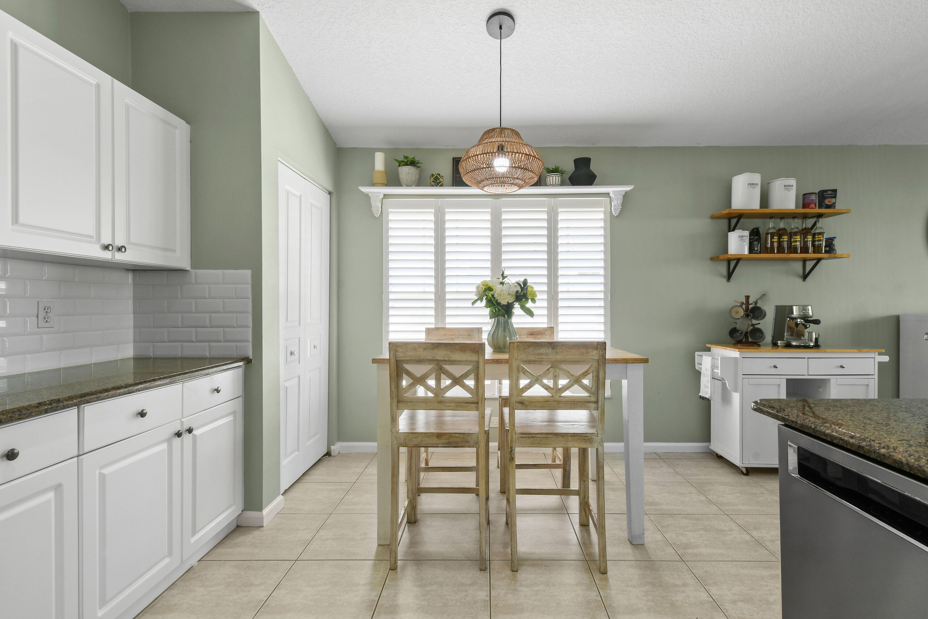 NORTH PALM BEACH HEIGHTS - Residential