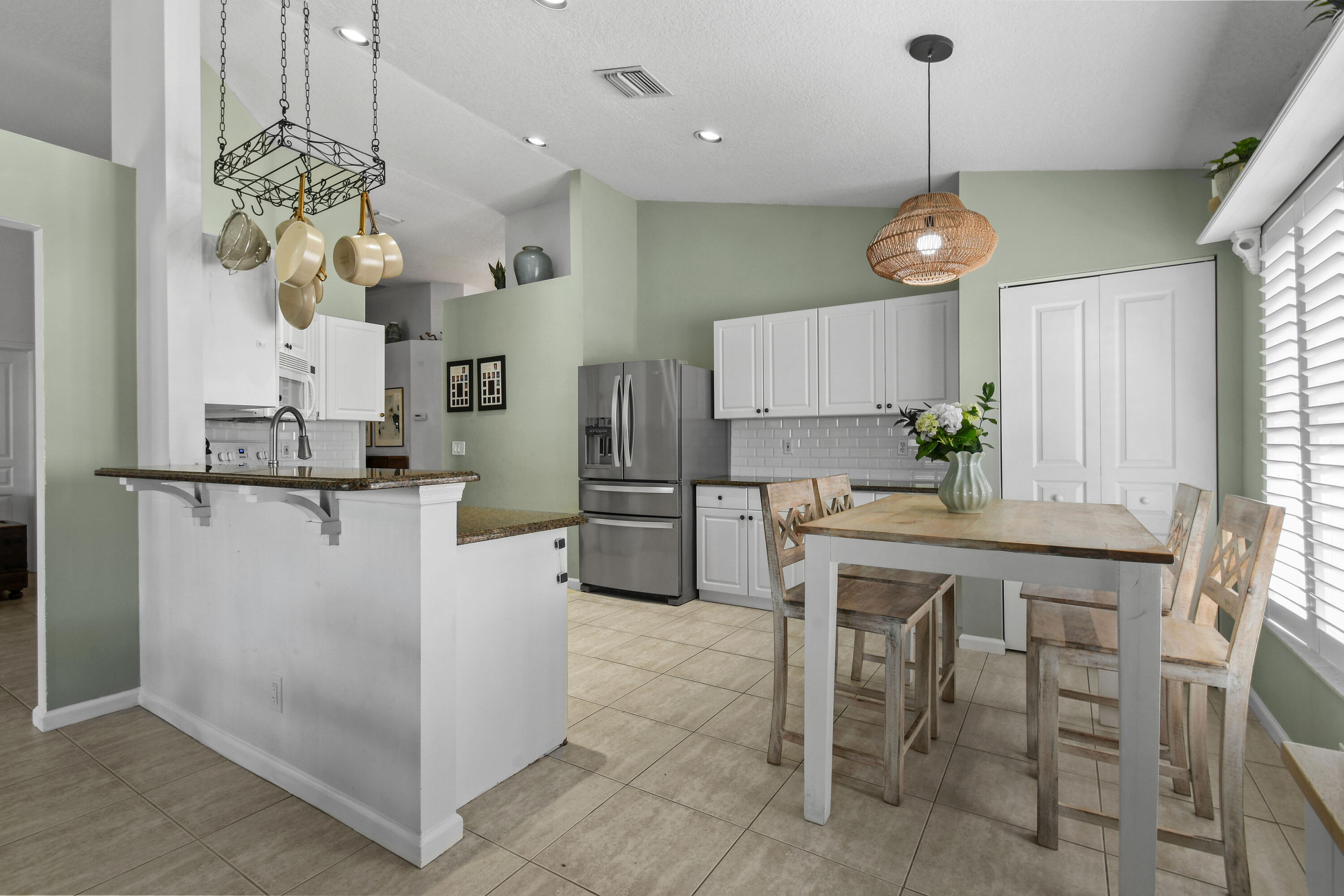 NORTH PALM BEACH HEIGHTS - Residential