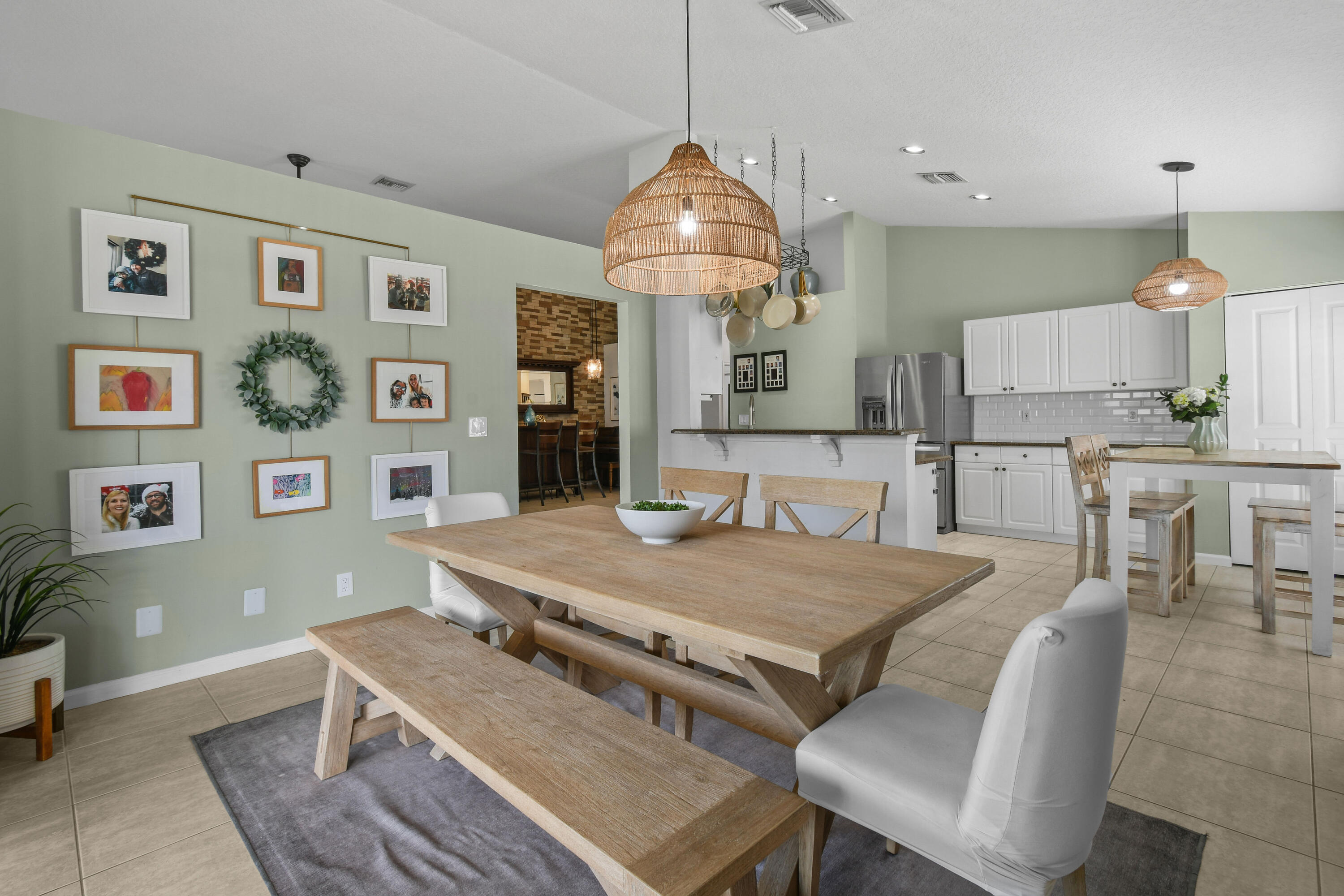 NORTH PALM BEACH HEIGHTS - Residential