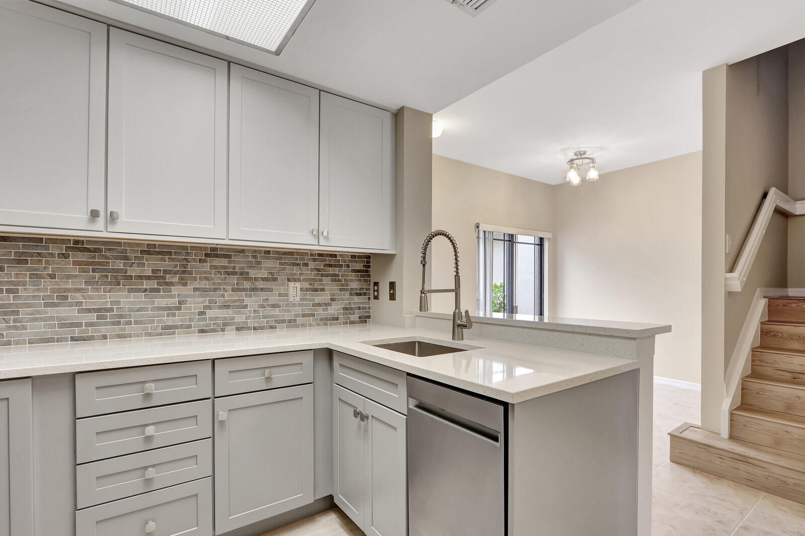 SAN MATERA THE GARDENS CONDO - Residential