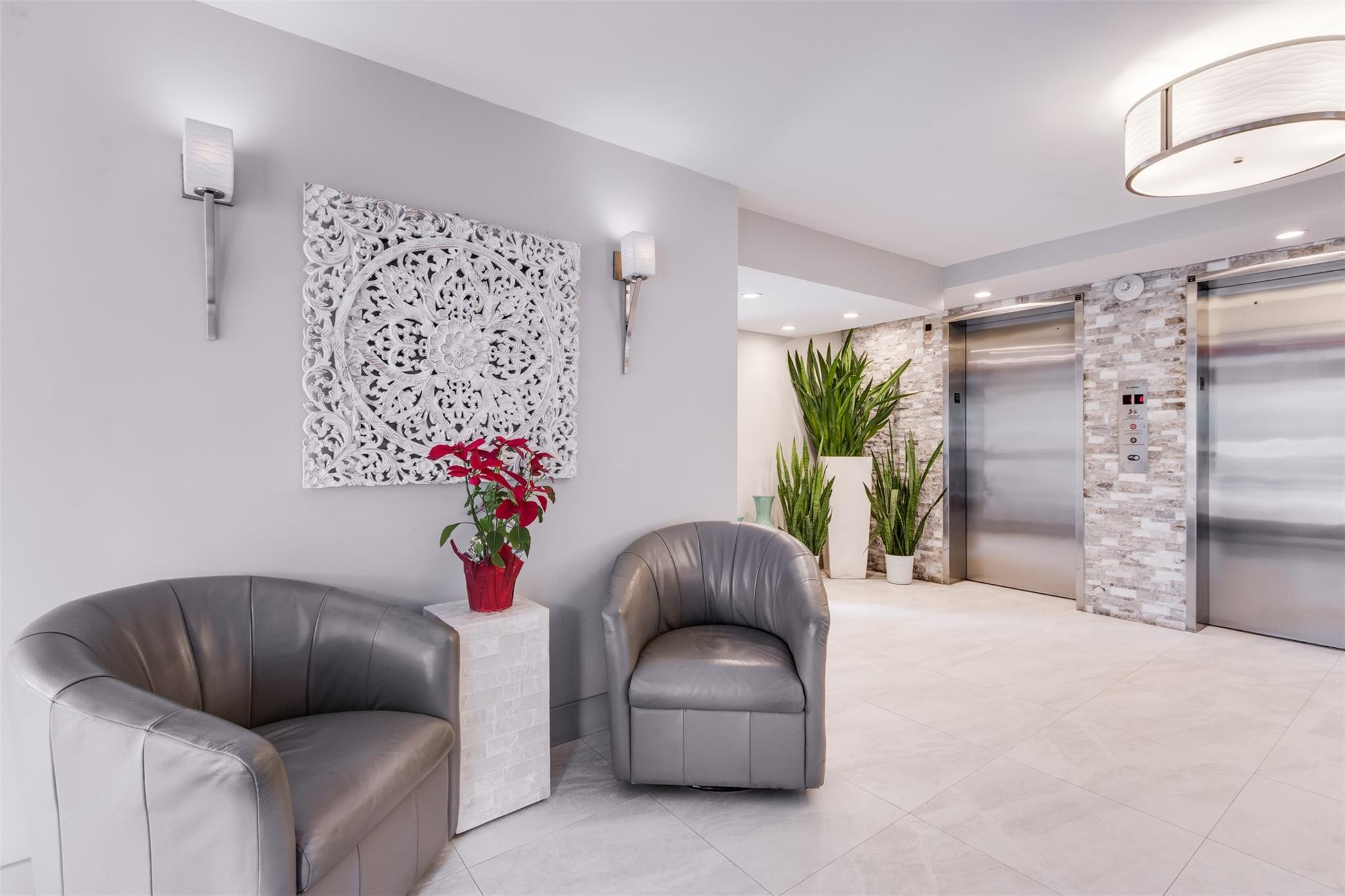 PALM-AIRE COUNTRY CLUB - Residential