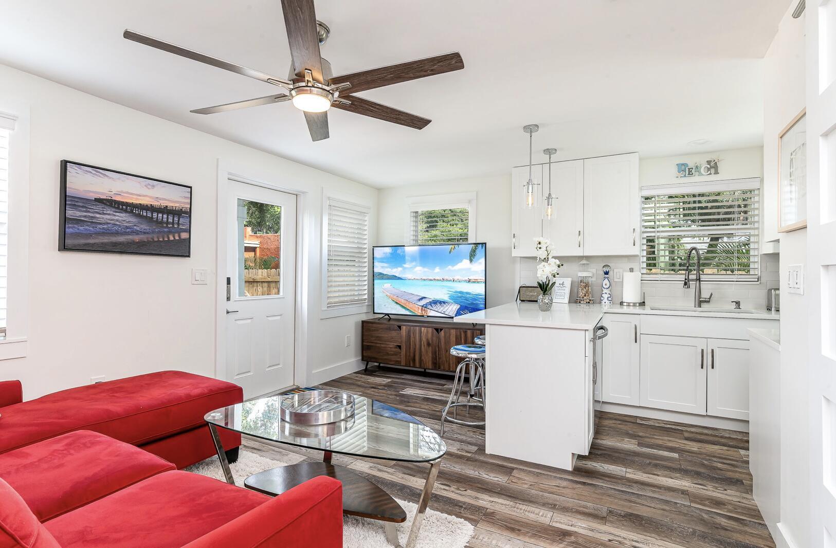 TOWN OF LAKE WORTH - Residential Income